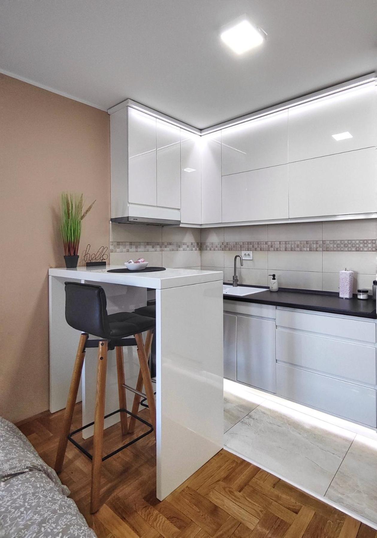 Apartman NS CENTAR City view 3