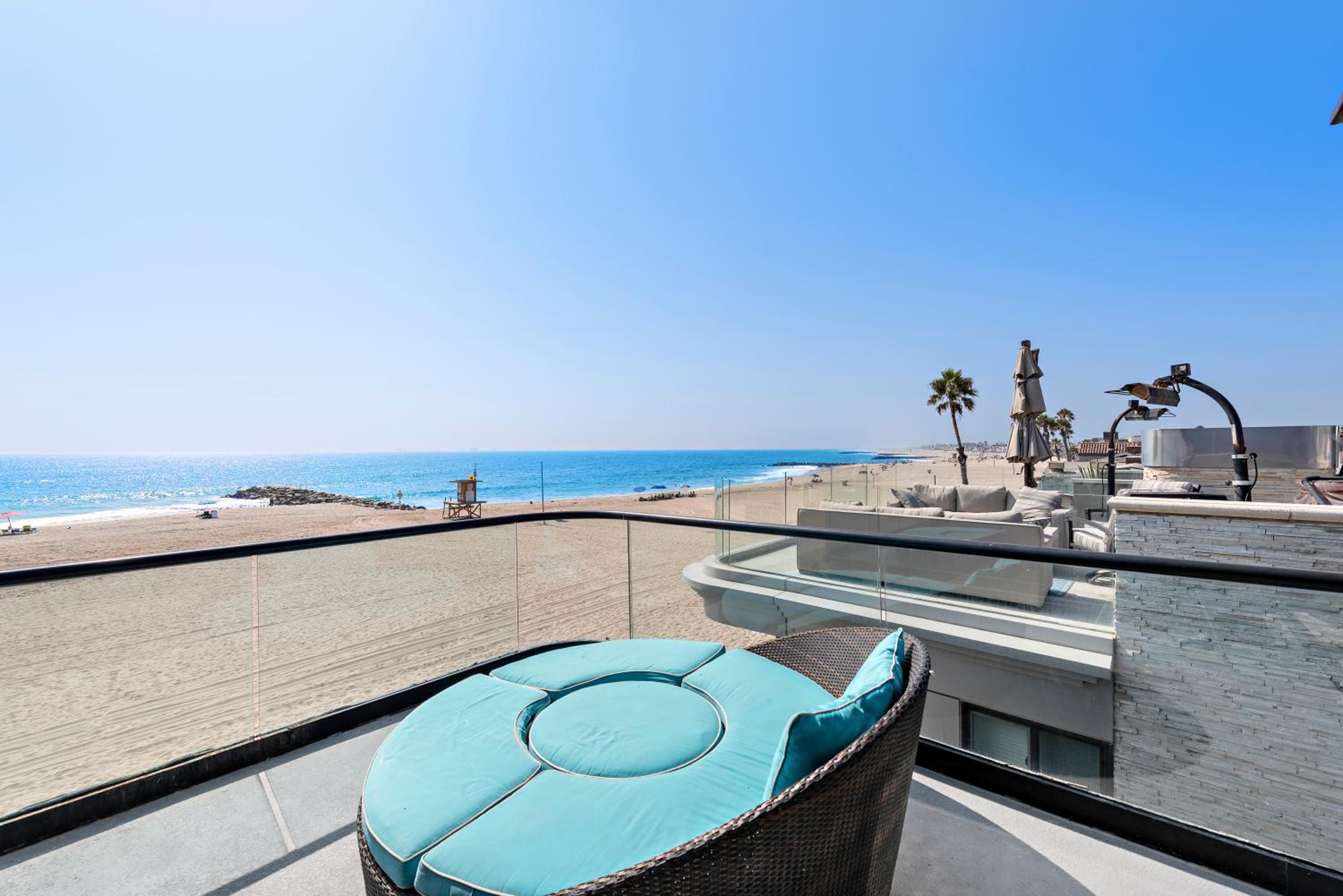 3 Story Oceanfront Home with Jacuzzi in Newport Beach on the Sand! view 2