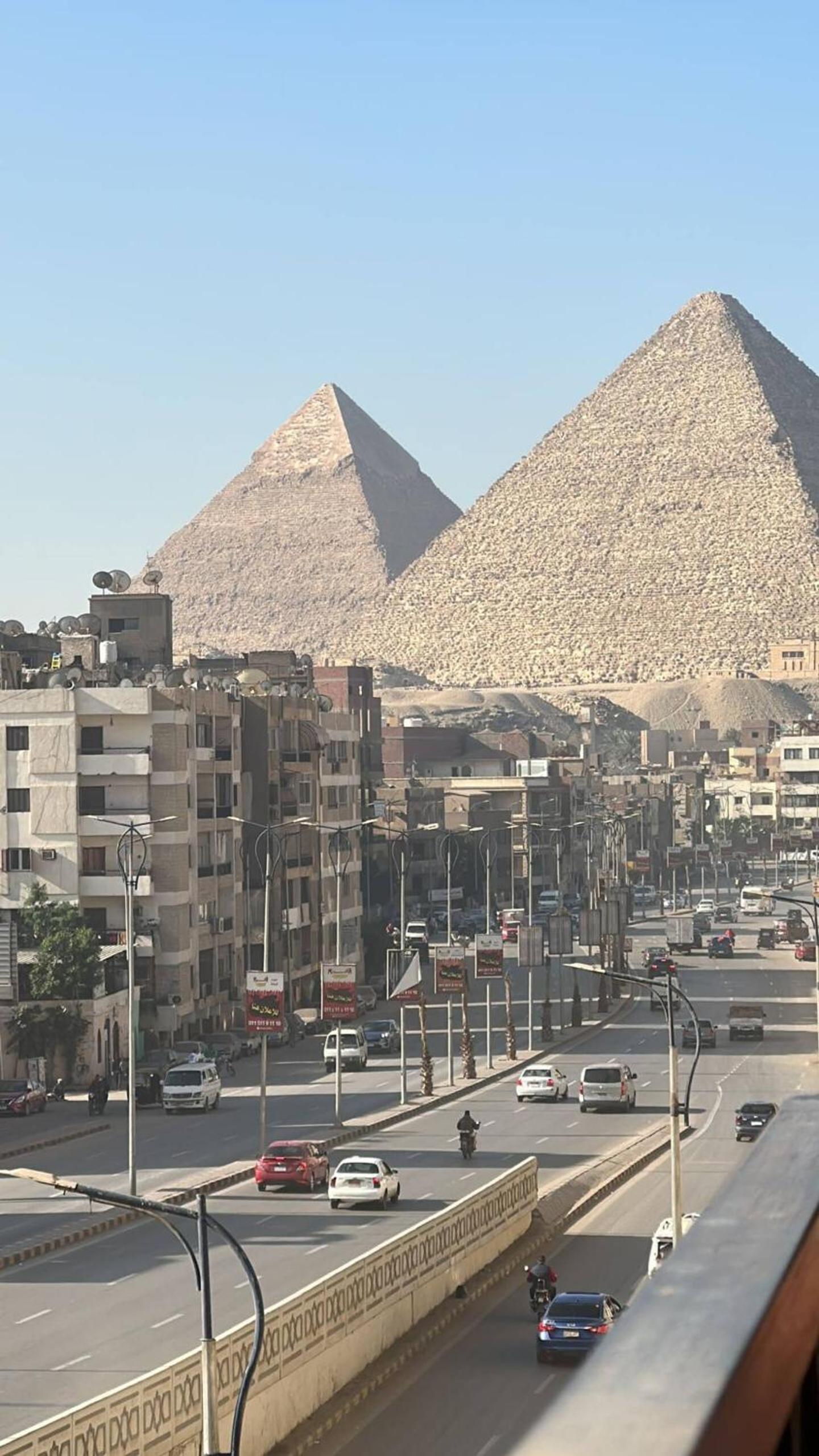 Pyramids Road Guest House