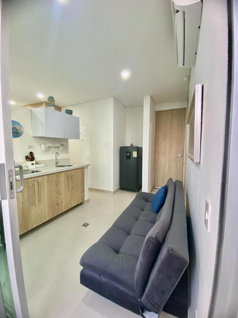 Apartaestudio Rodadero Sur RW TOWER Piscina