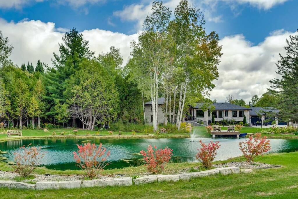 Large Estate with Luxury Collection of Amenities