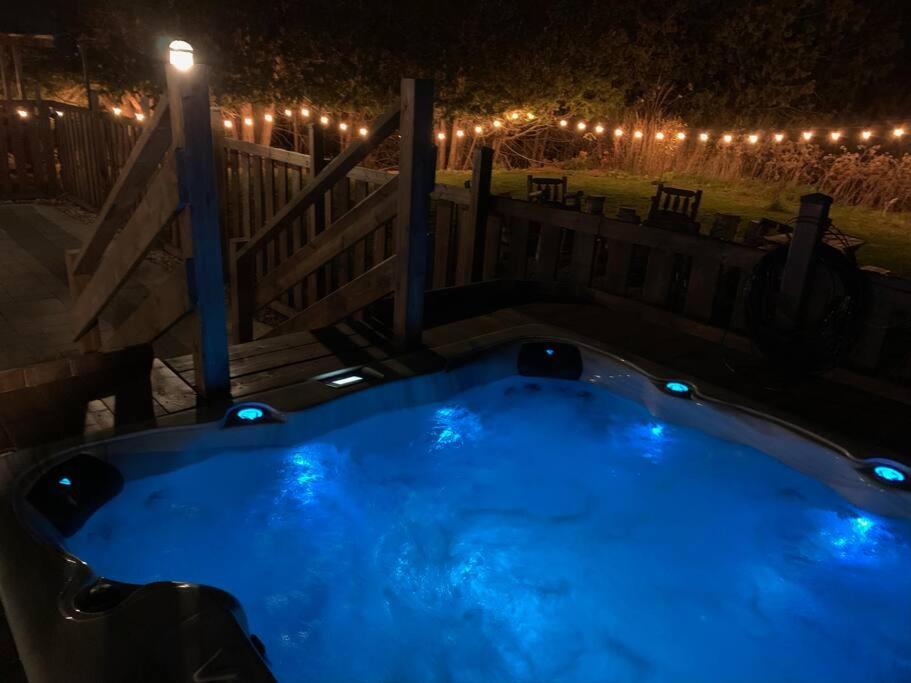 Large Estate with Luxury Collection of Amenities