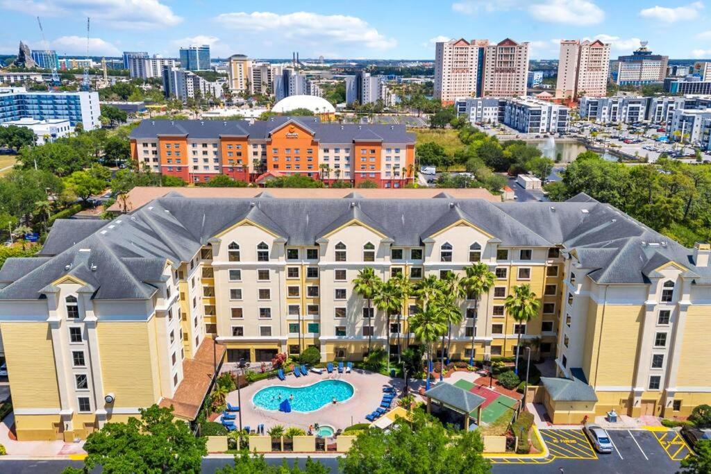 Pool view apartment near Epic Universe and Universal Studios