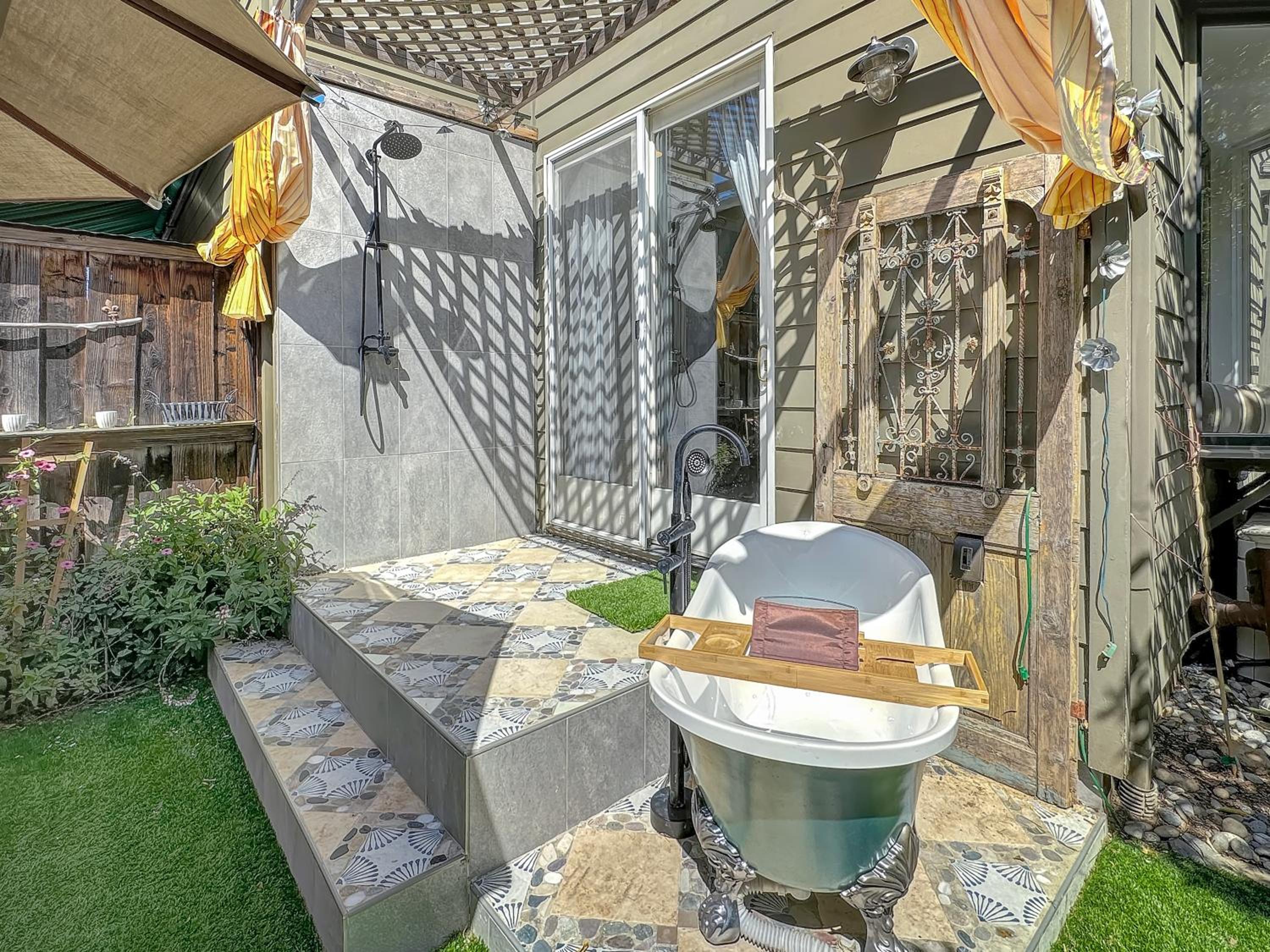 Cozy Menlo Park Home & Lush Garden Retreat - Near Stanford University view 2