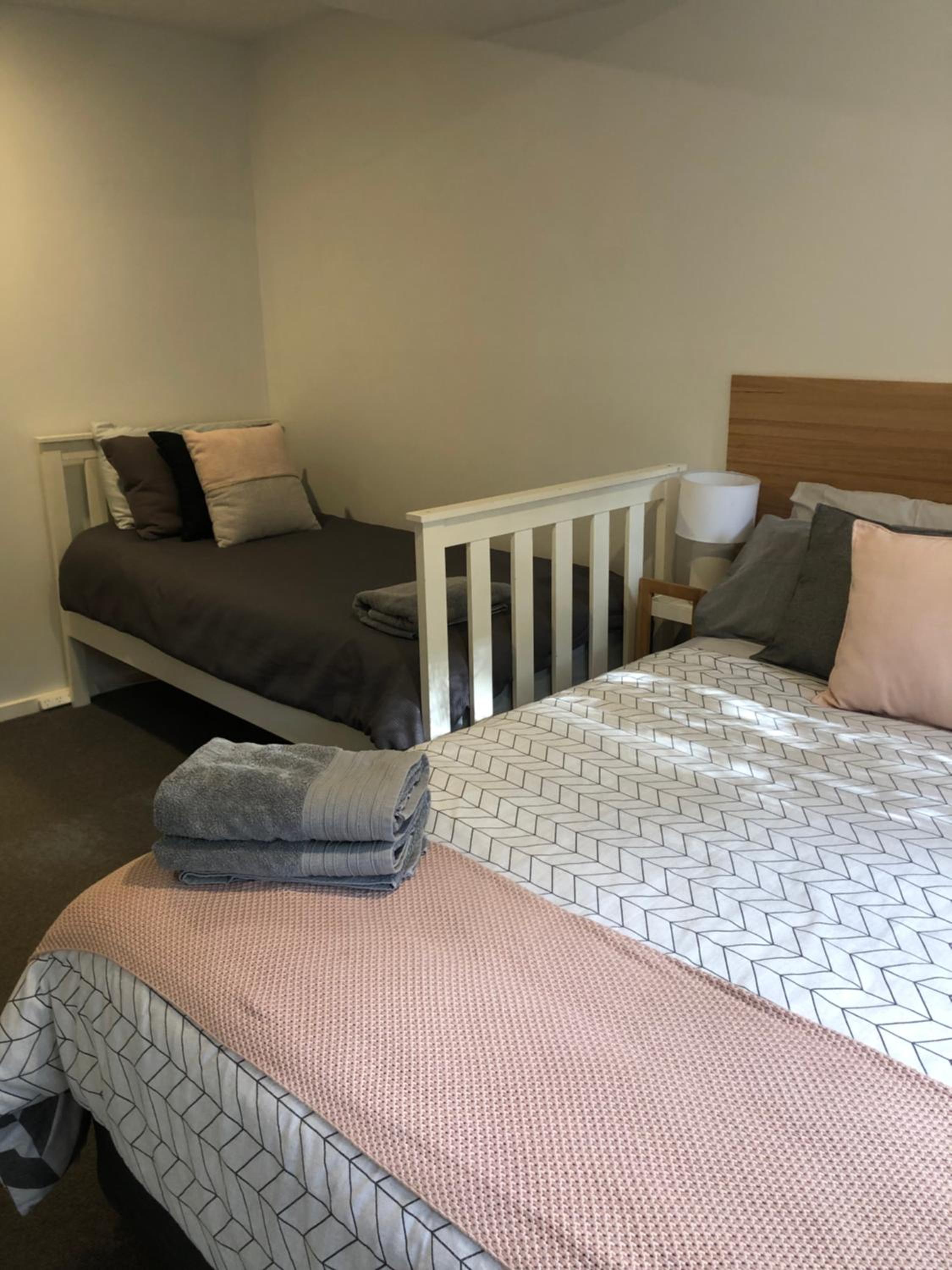 Whispering Gums - Ocean Views, Pet Friendly, EV UNIT 7kW for electric cars, Sleeps 7