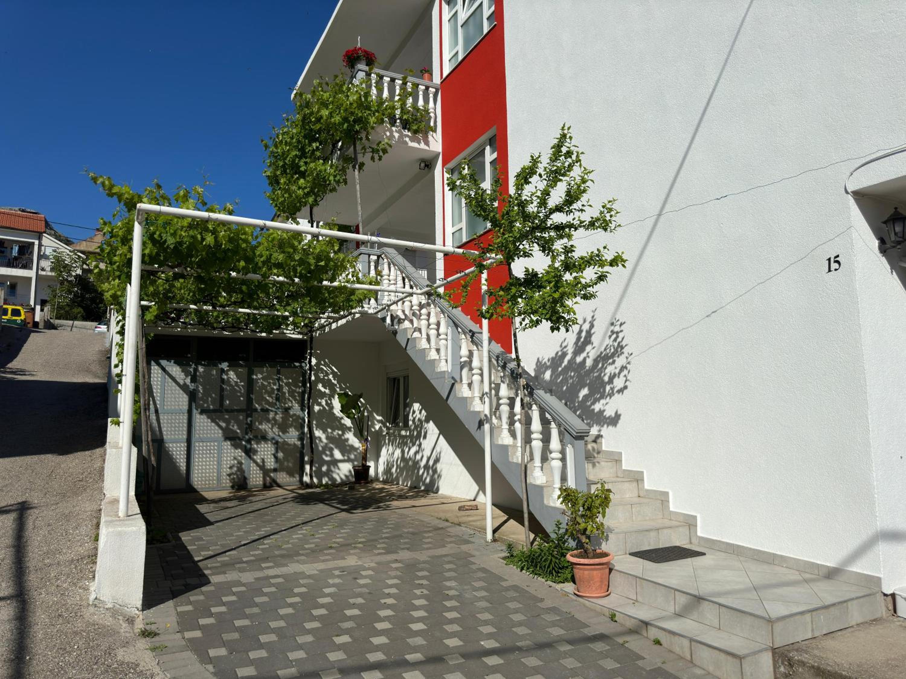 Nuni apartments
