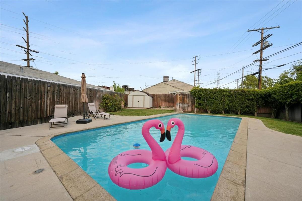 Los Angeles Vacations - Chic Boho Retreat - Pool, Patio, Mini Golf Arcade, Mins from Universal Studios! - Property Image 29