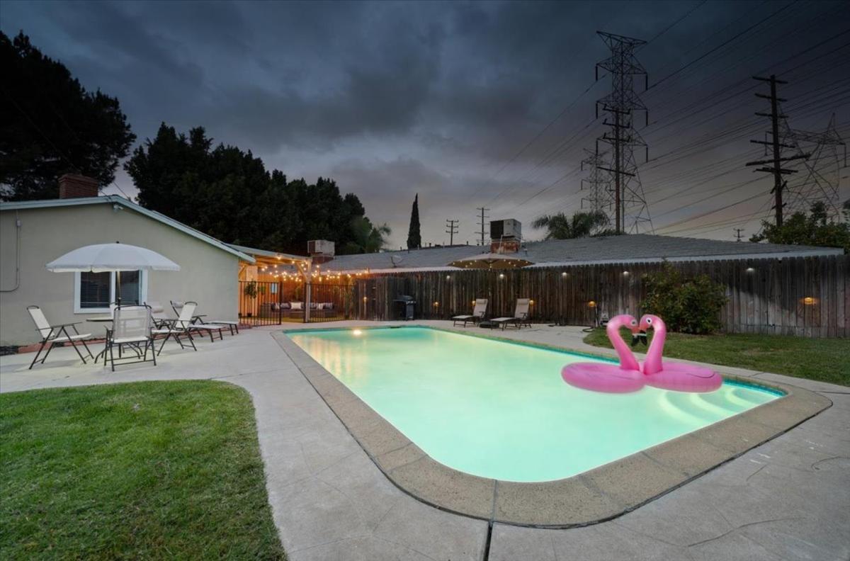Los Angeles Vacations - Chic Boho Retreat - Pool, Patio, Mini Golf Arcade, Mins from Universal Studios! - Property Image 41