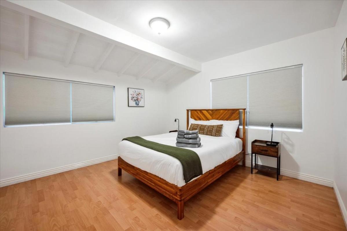 Los Angeles Vacations - Chic Boho Retreat - Pool, Patio, Mini Golf Arcade, Mins from Universal Studios! - Property Image 18