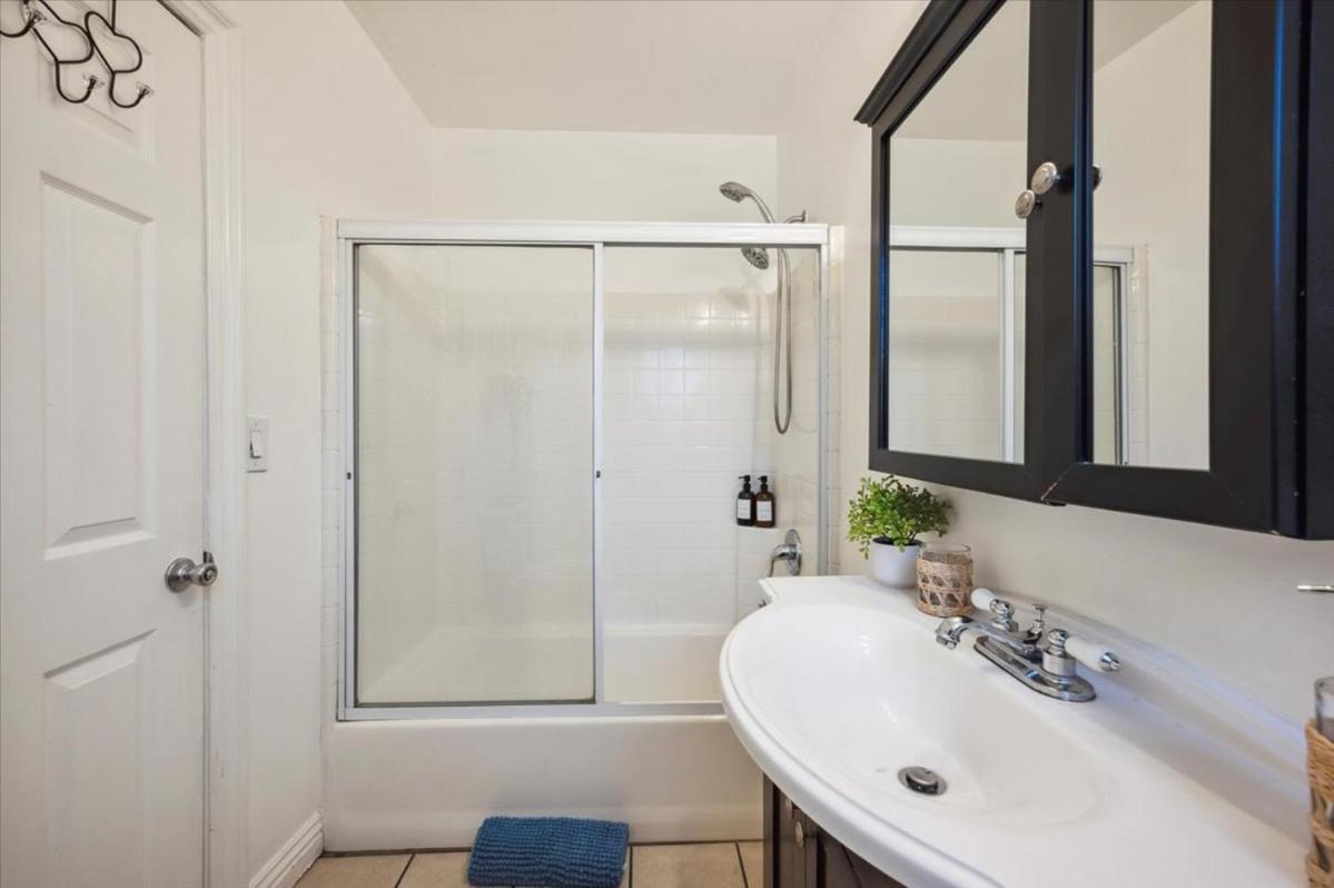 Los Angeles Vacations - Chic Boho Retreat - Pool, Patio, Mini Golf Arcade, Mins from Universal Studios! - Property Image 25