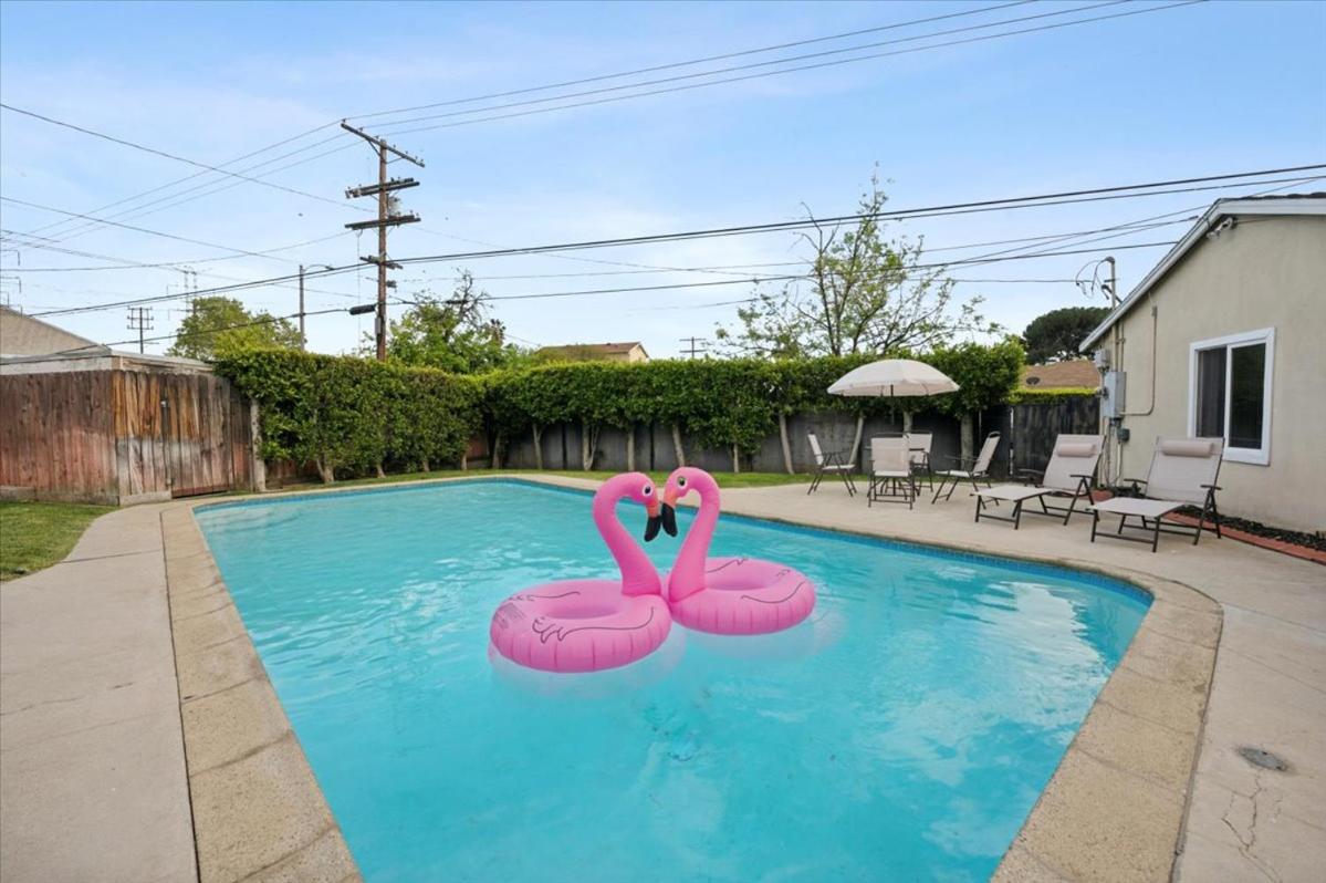 Los Angeles Vacations - Chic Boho Retreat - Pool, Patio, Mini Golf Arcade, Mins from Universal Studios! - Property Image 40