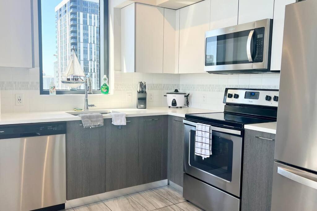 Miami World Center! Urban Oasis-Bay Views!