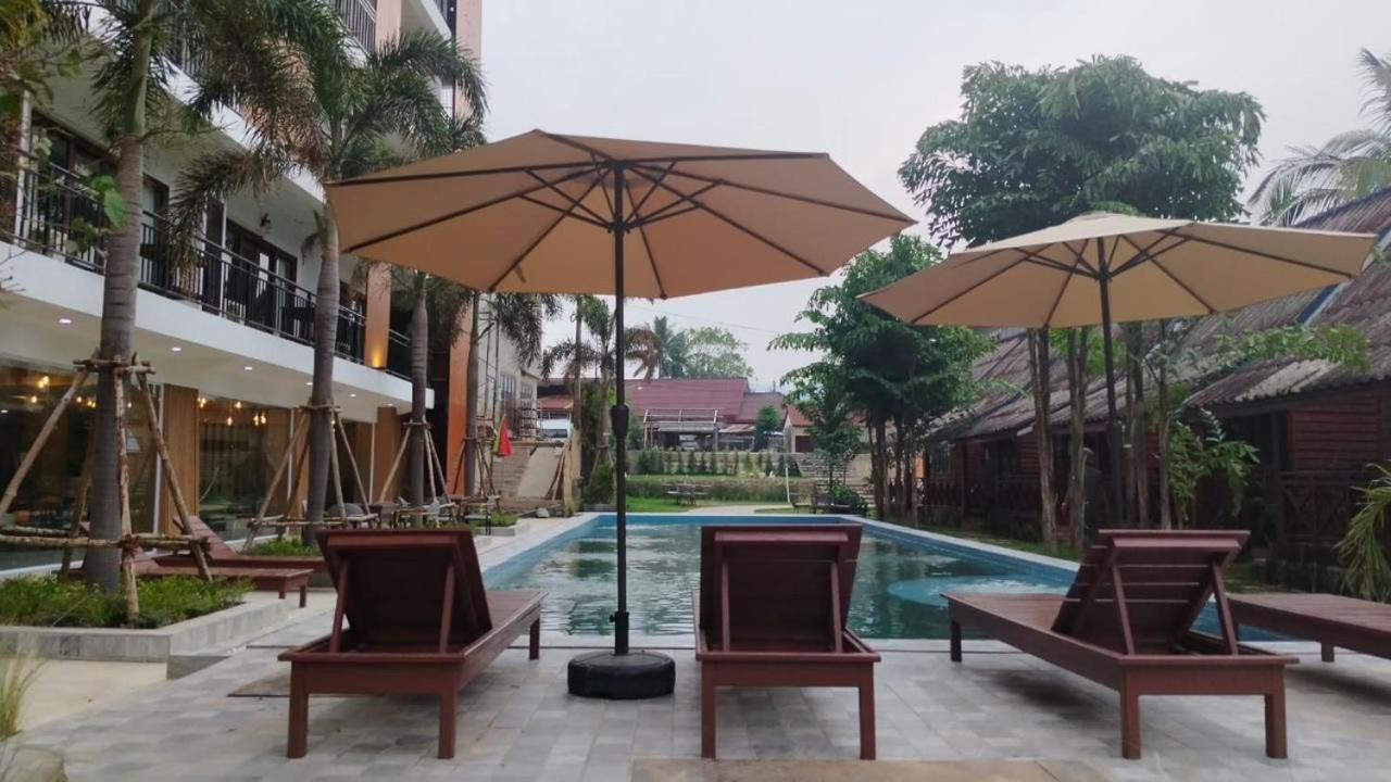 Vang Vieng Bungalows