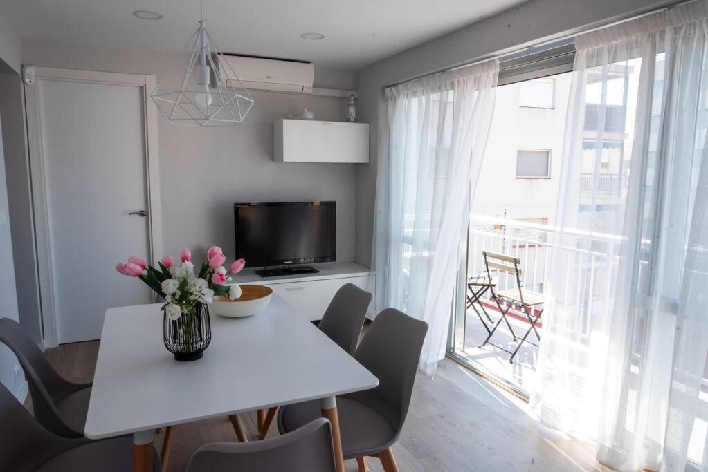 Seaside Views Apartment in Salou