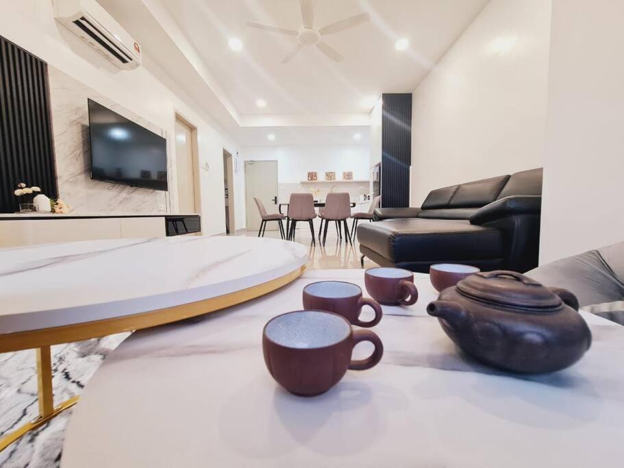 NEW! Bali 4-7pax Melaka City @Modern Style Condo photo 2