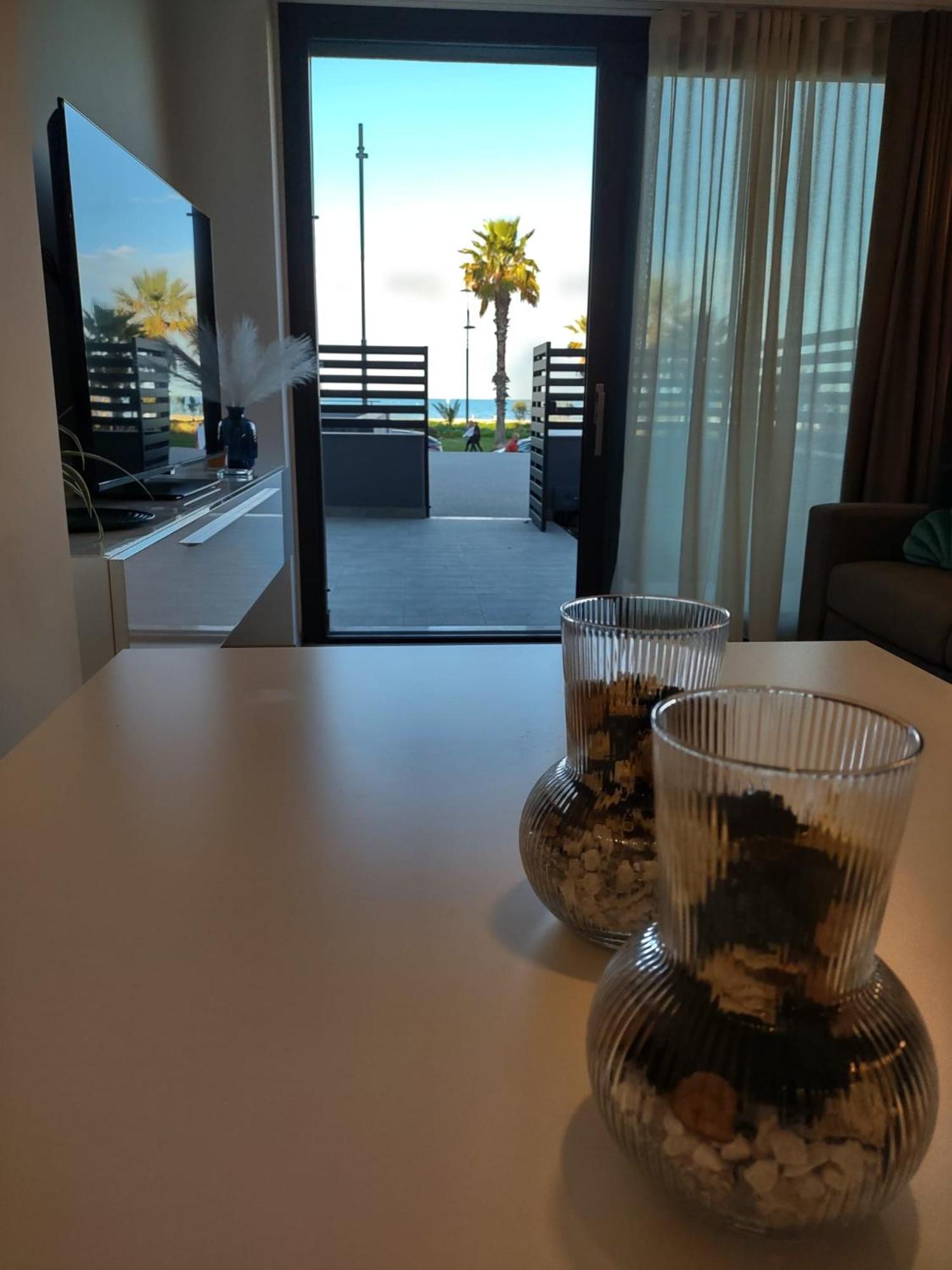Note di Mare Appartamento Fronte Spiaggia & Garage Privato view 4