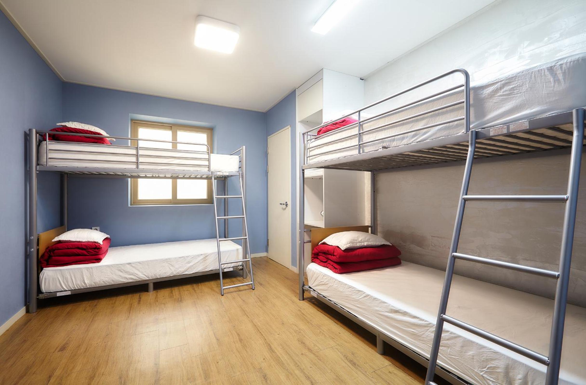 Red Guesthouse