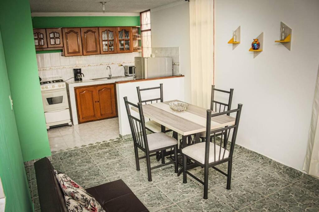 Casa amplia con garaje