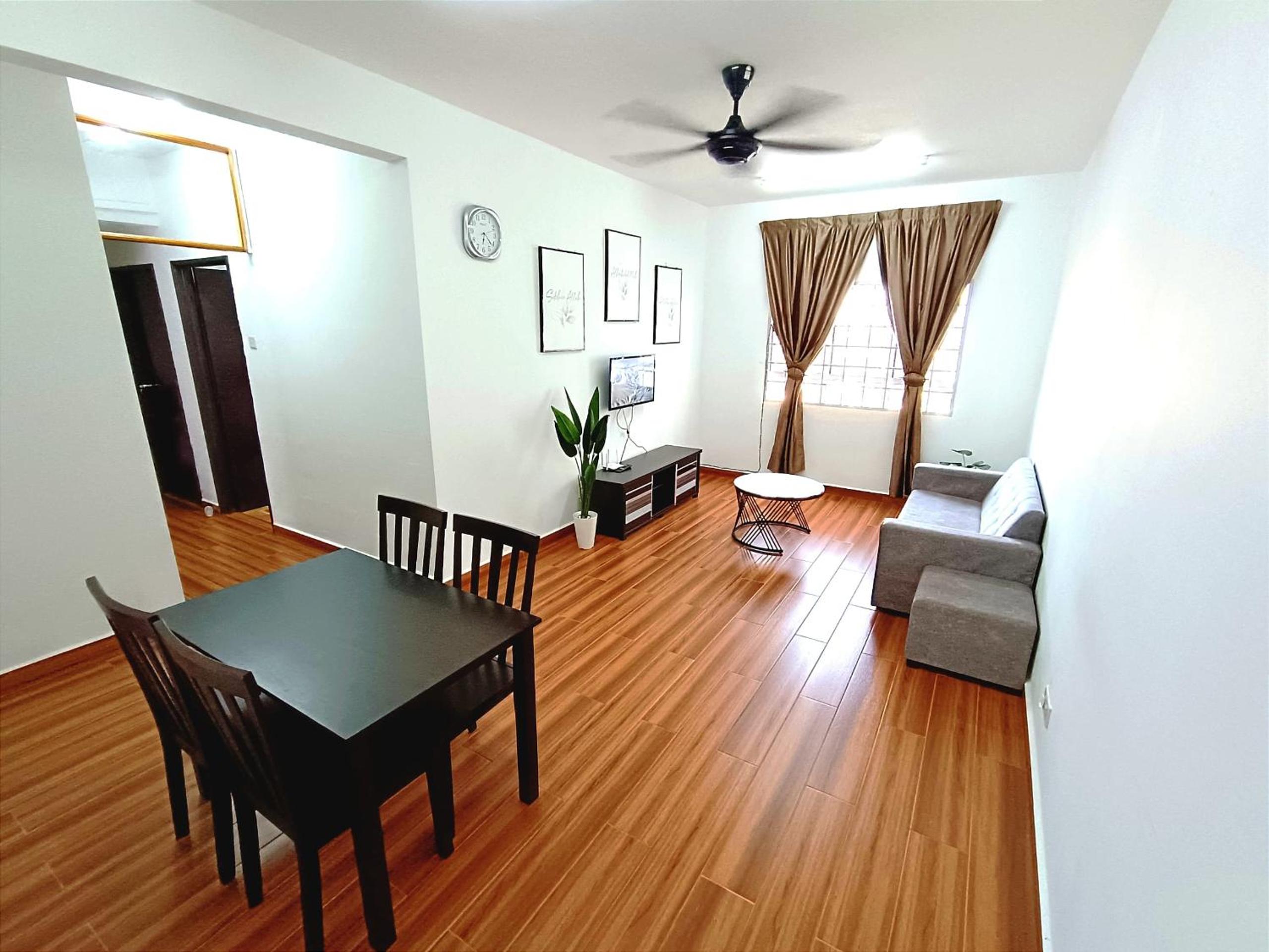D'luna Homestay Terengganu iv (Seaview) photo 2
