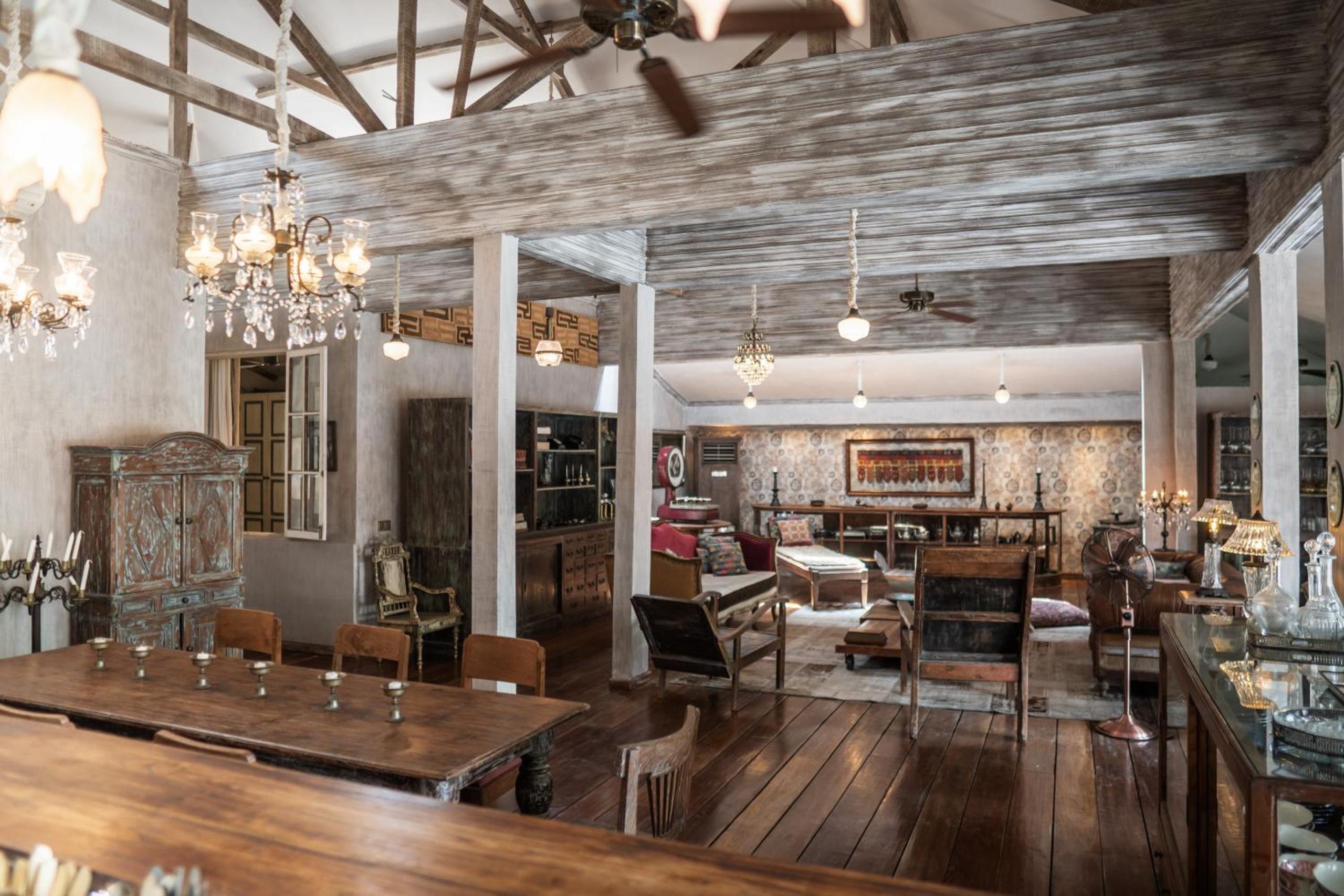 lounge