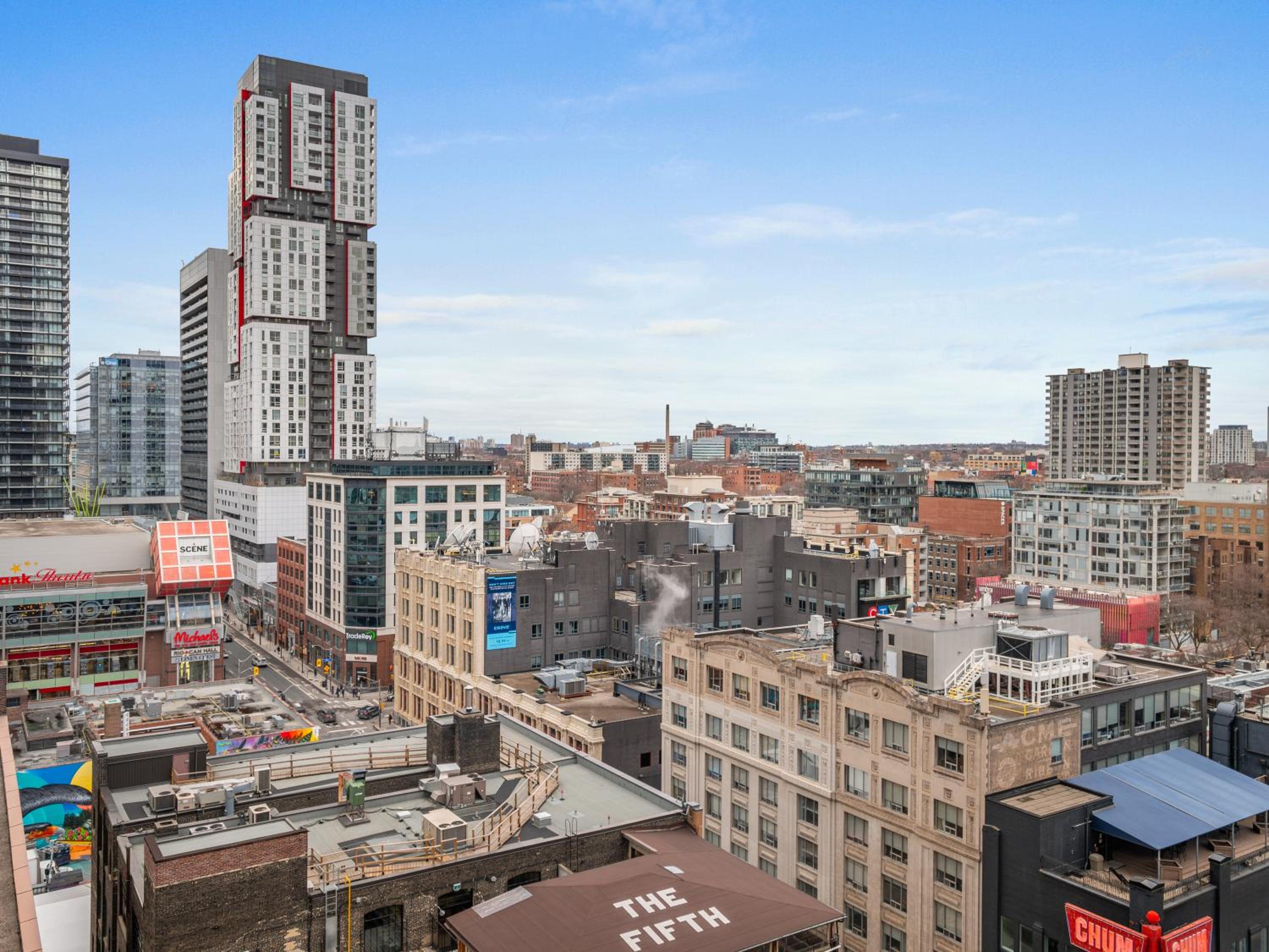 Boutique Vista Two Bedroom Suite - Toronto's Entertainment District