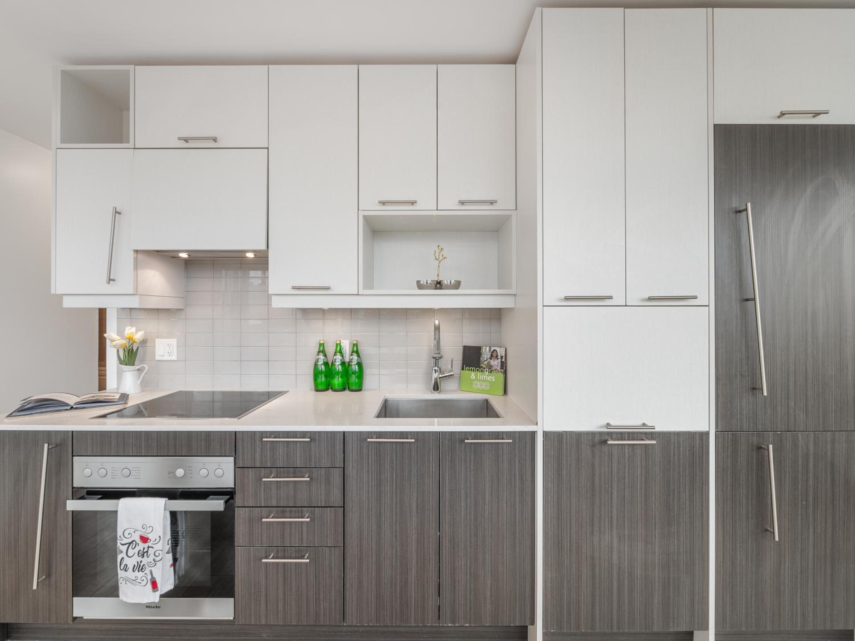 Boutique Vista Two Bedroom Suite - Toronto's Entertainment District