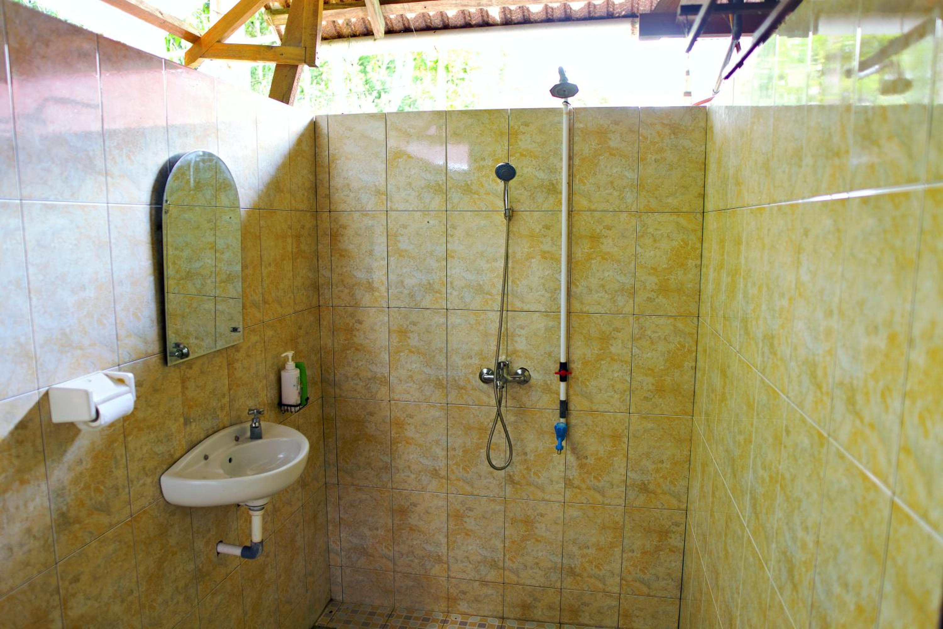 Maratua Guesthouse