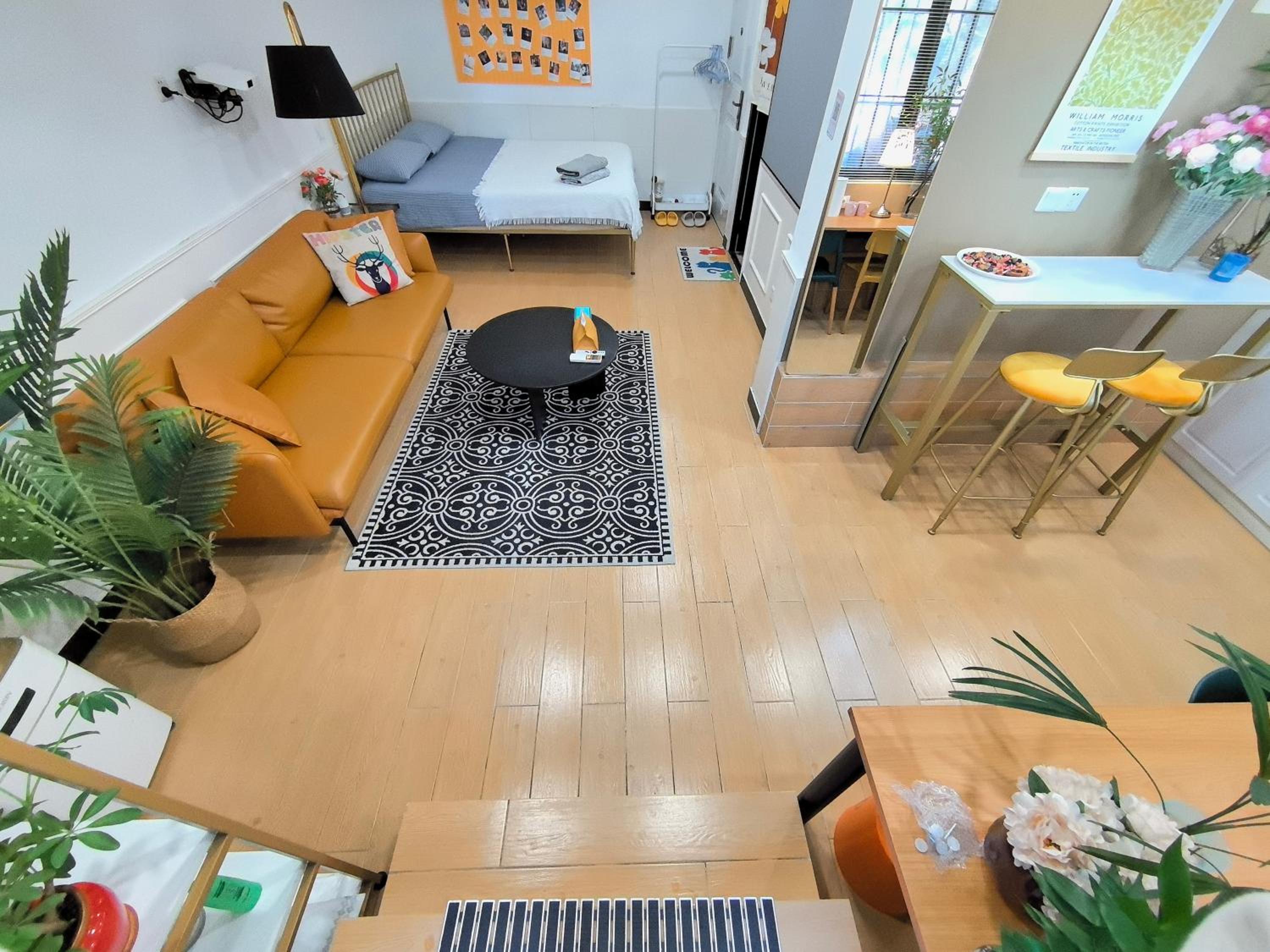 Shanghai Hills & Zinn Changle Road Homestay Near Line1 & Line12 South Shanxi Rd