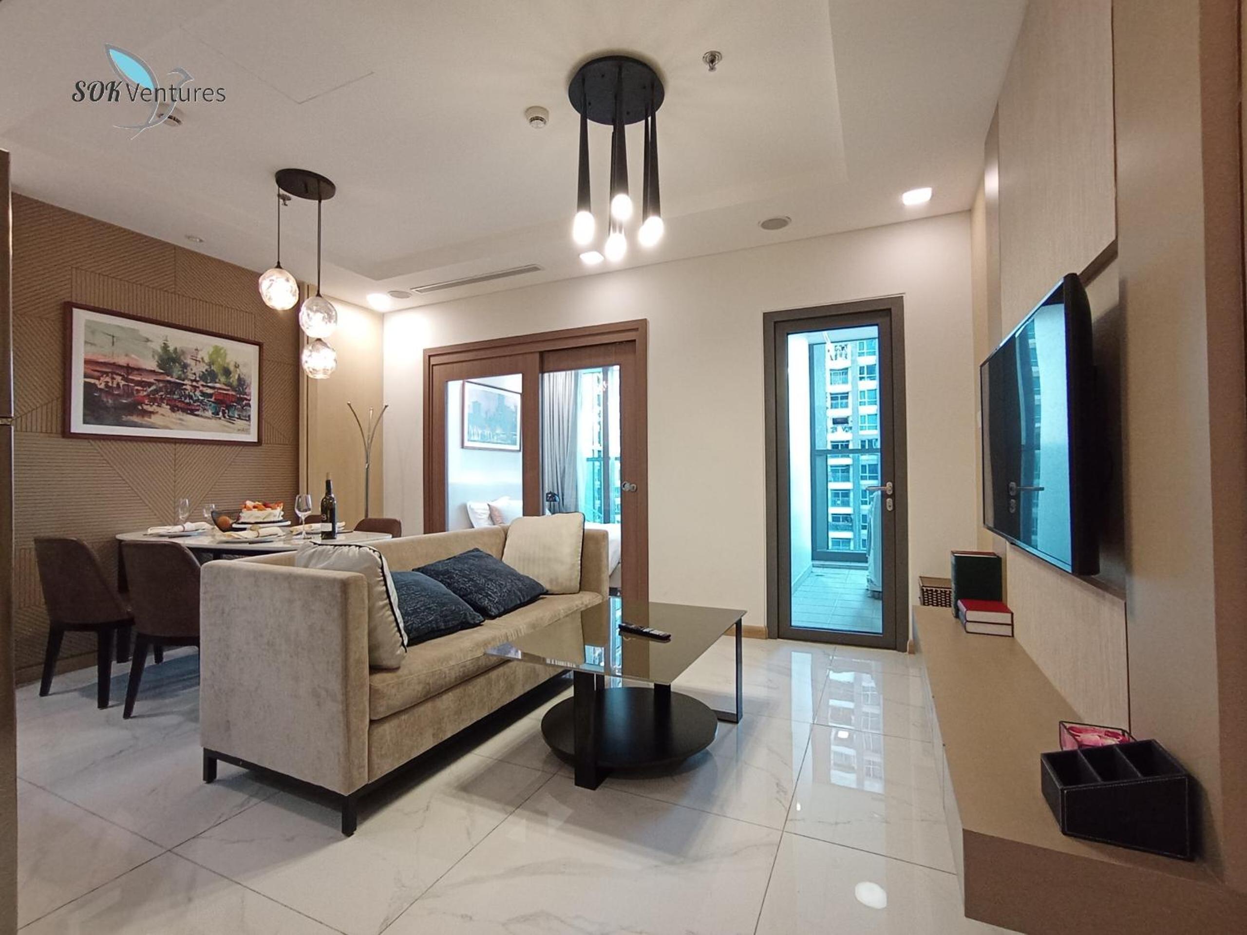 1-bedroom Apartment with Balcony - Landmark 81 VCP