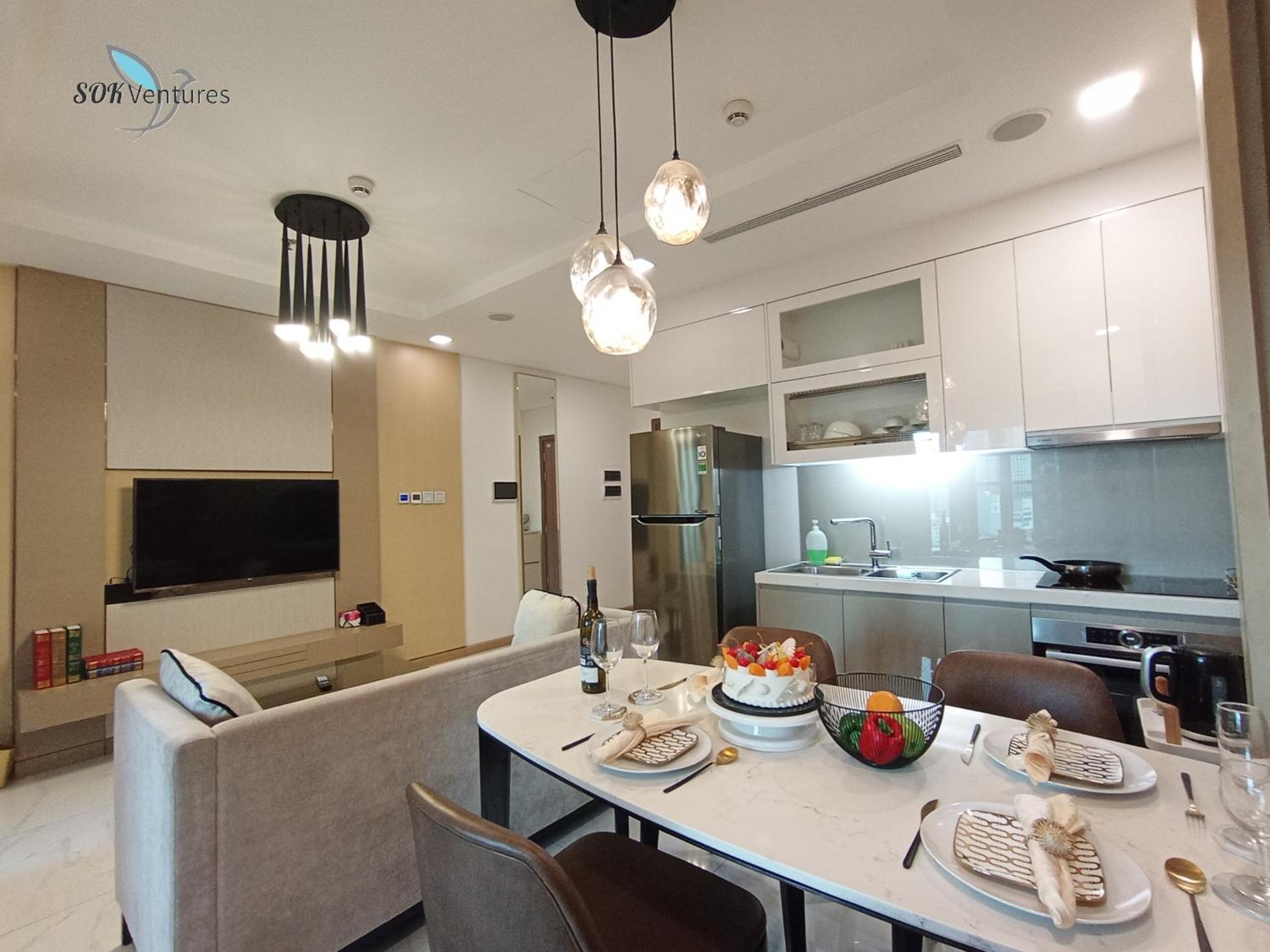 1-bedroom Apartment with Balcony - Landmark 81 VCP