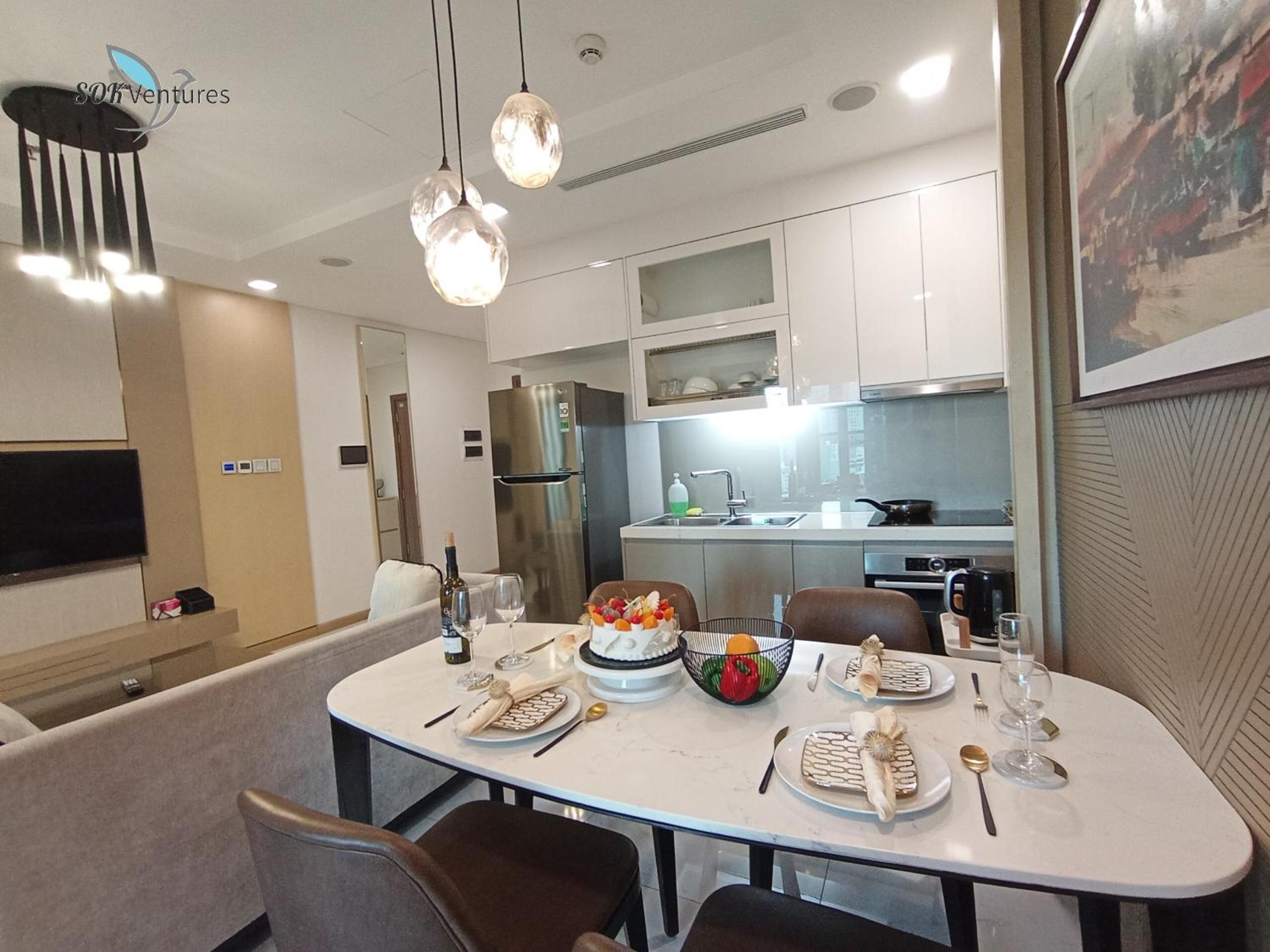 1-bedroom Apartment with Balcony - Landmark 81 VCP