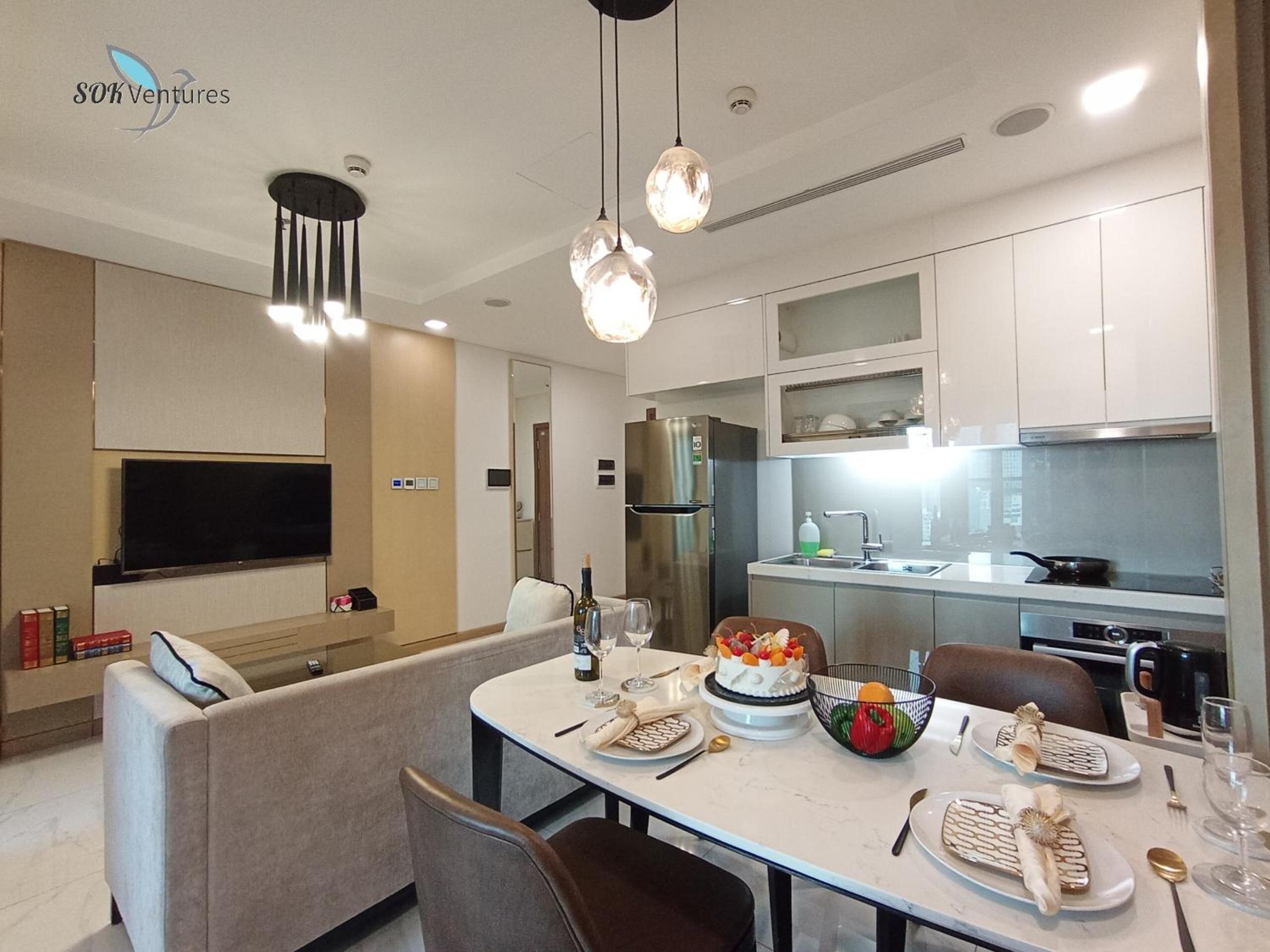 1-bedroom Apartment with Balcony - Landmark 81 VCP