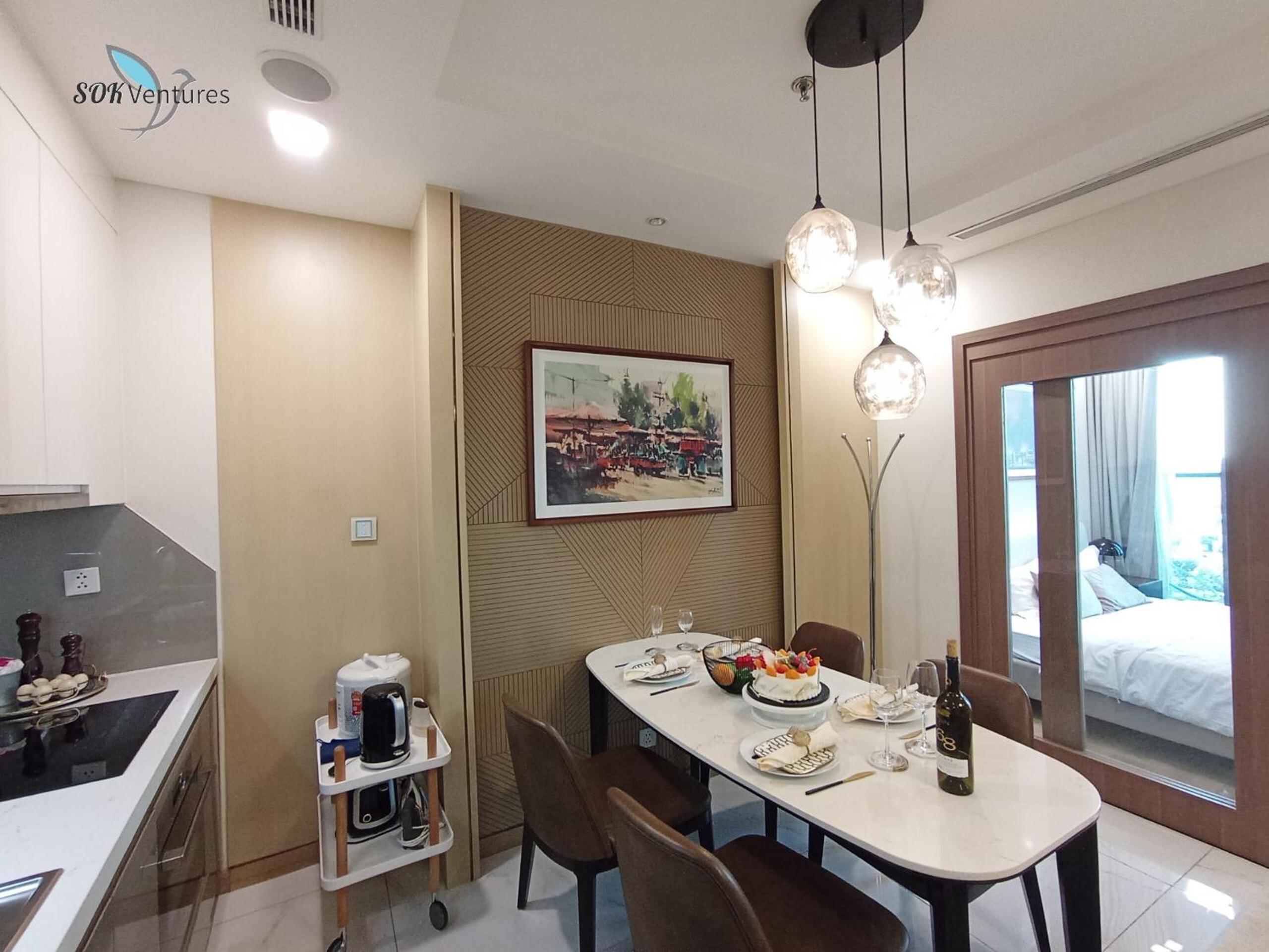 1-bedroom Apartment with Balcony - Landmark 81 VCP