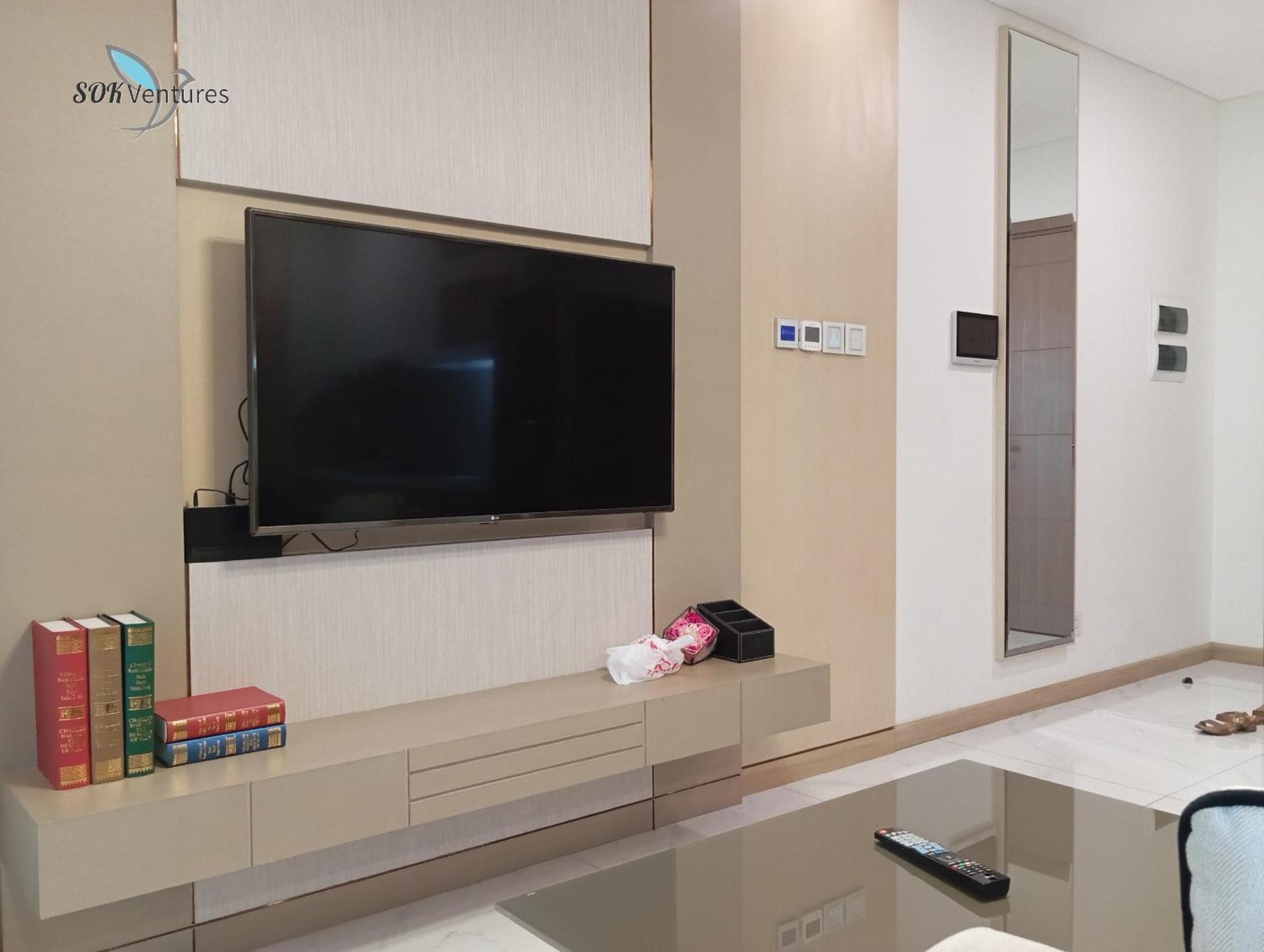1-bedroom Apartment with Balcony - Landmark 81 VCP