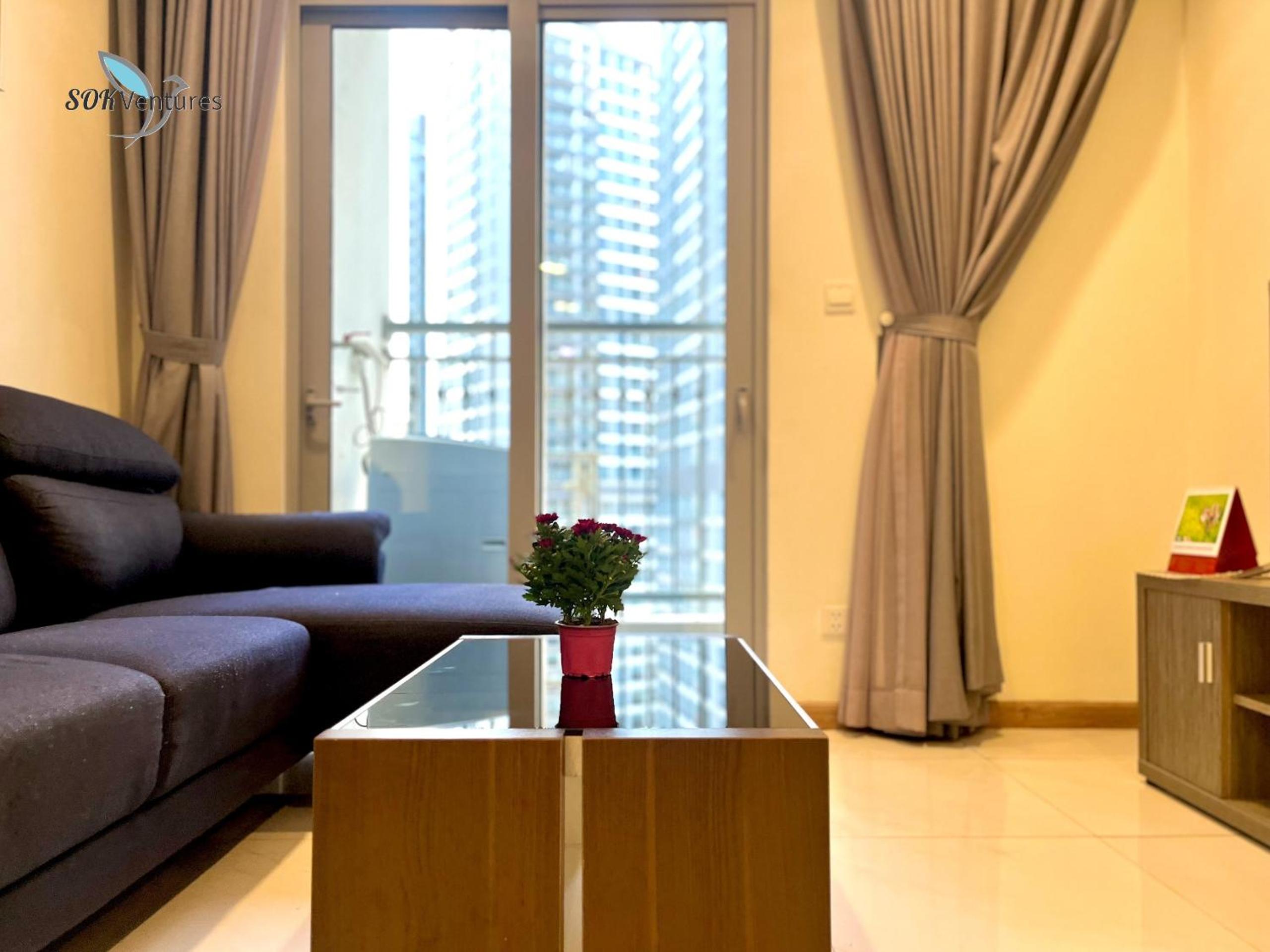 1-bedroom Apartment with Balcony - Central 2 VCP
