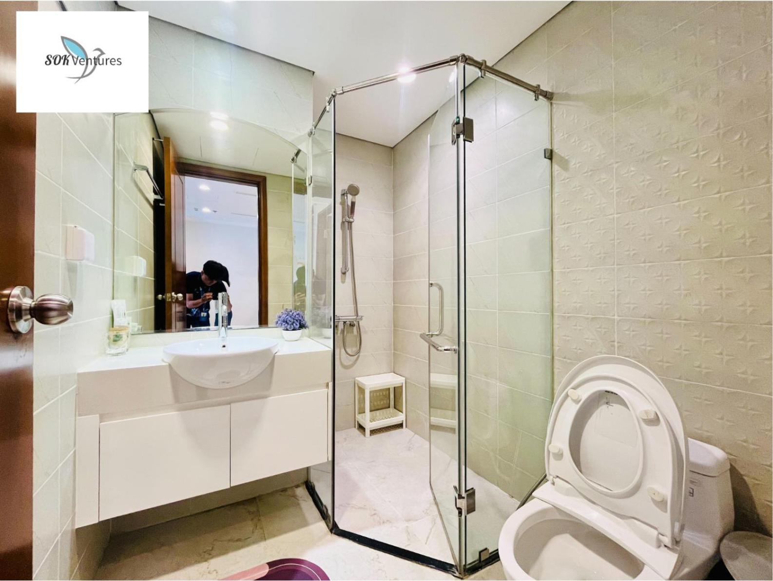 1-bedroom Apartment with Balcony - Central 2 VCP