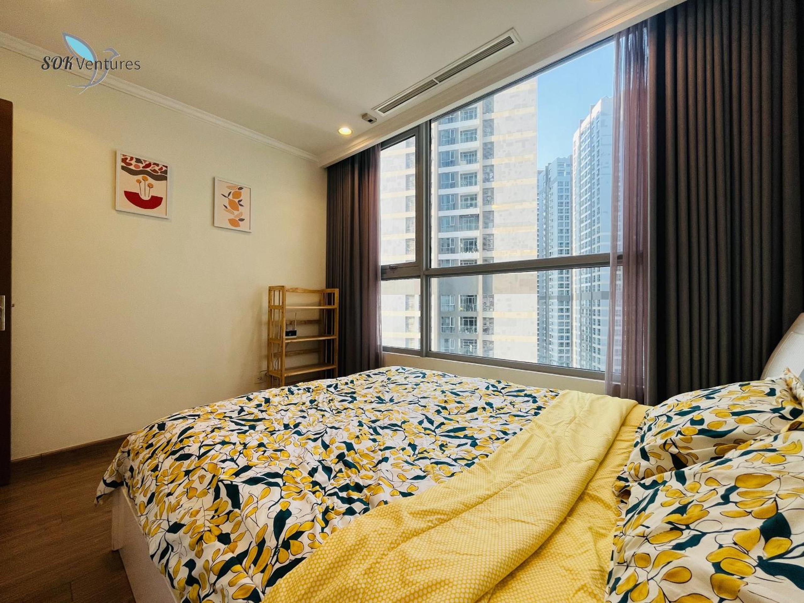 1-bedroom Apartment with Balcony - Central 2 VCP