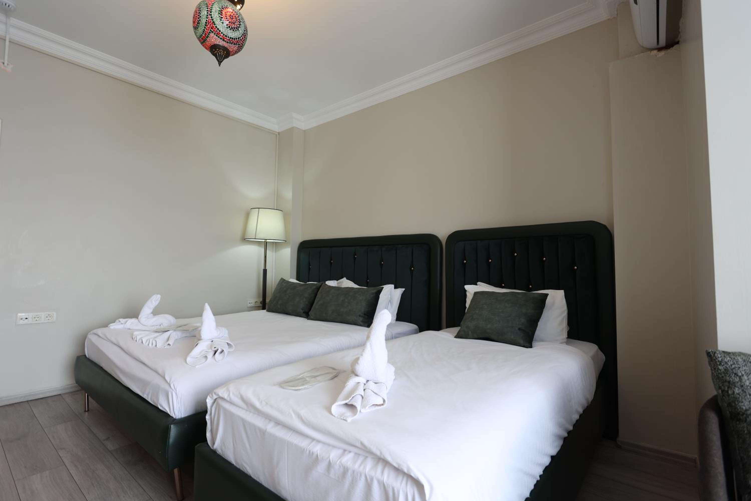 Cheers Deniz Feneri - Image 137