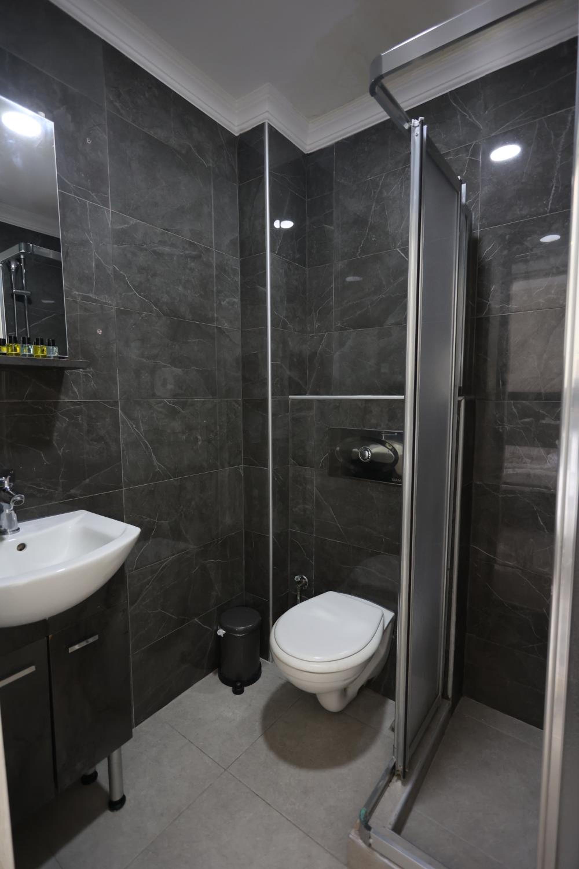 Cheers Deniz Feneri - Image 27