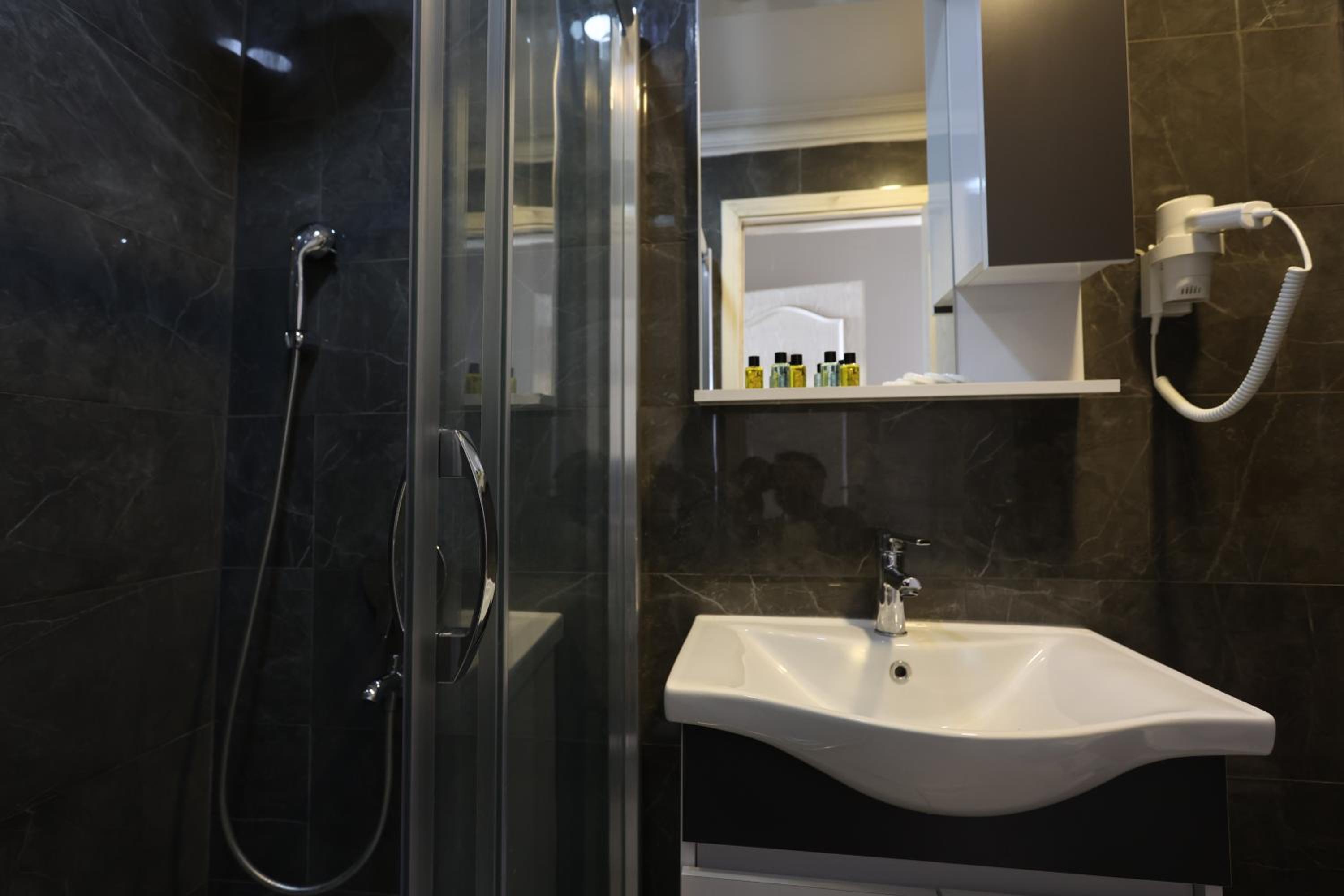 Cheers Deniz Feneri - Image 73