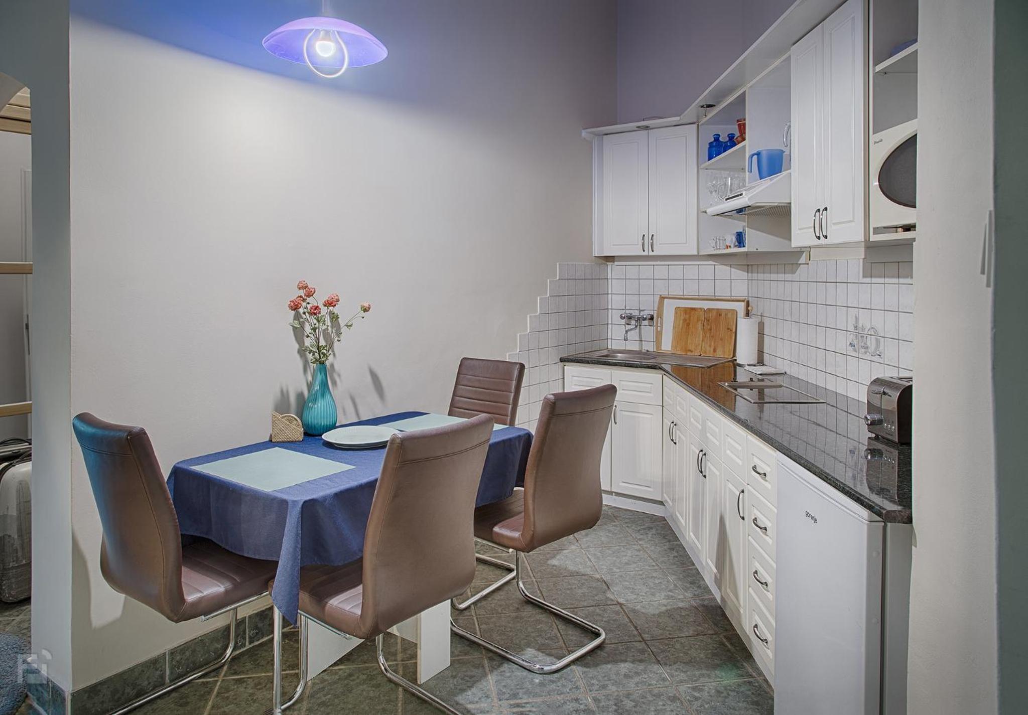 Basilica Apartment view 2