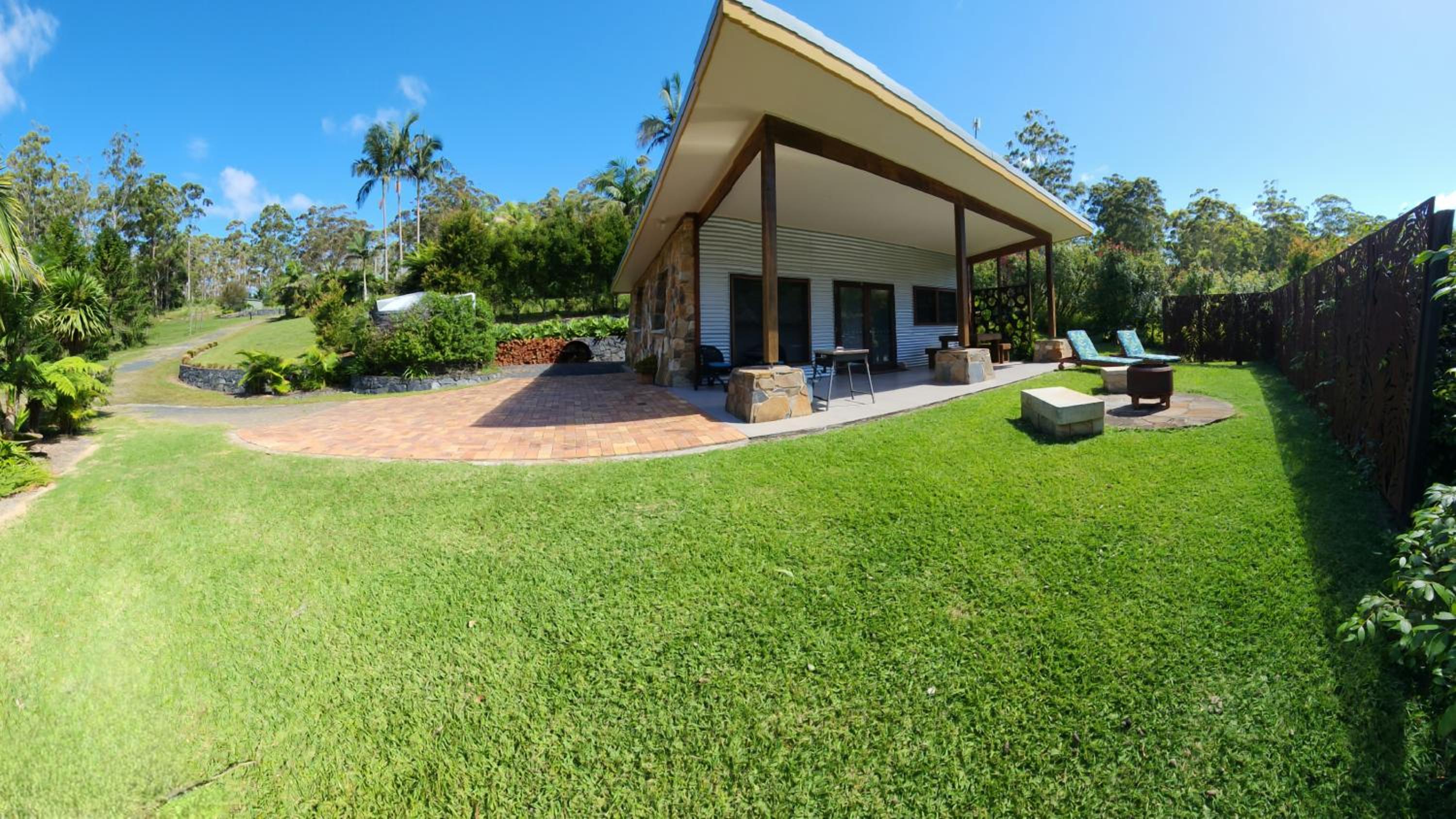 Coffs Coast Mountain Retreat Cabin 1