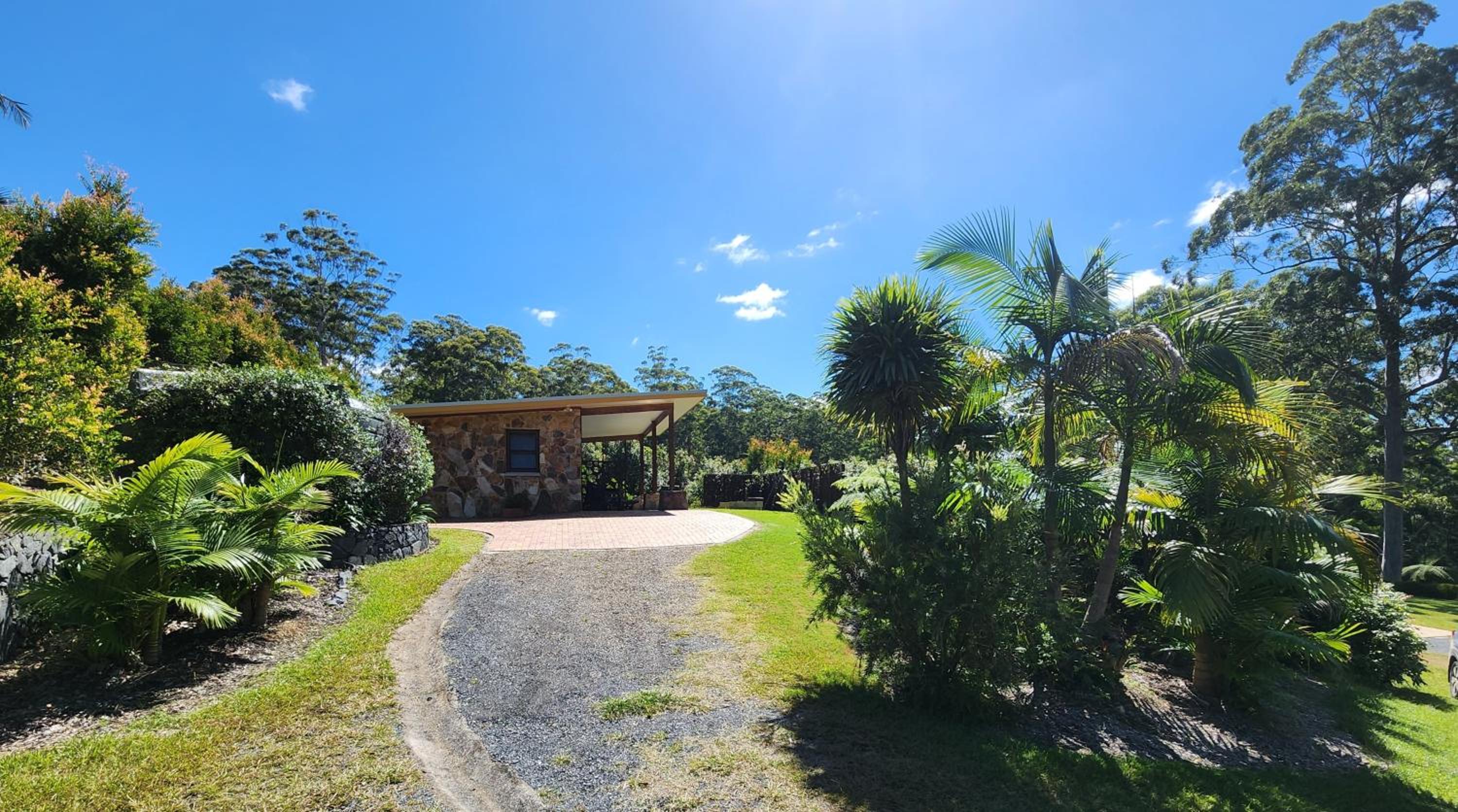 Coffs Coast Mountain Retreat Cabin 1