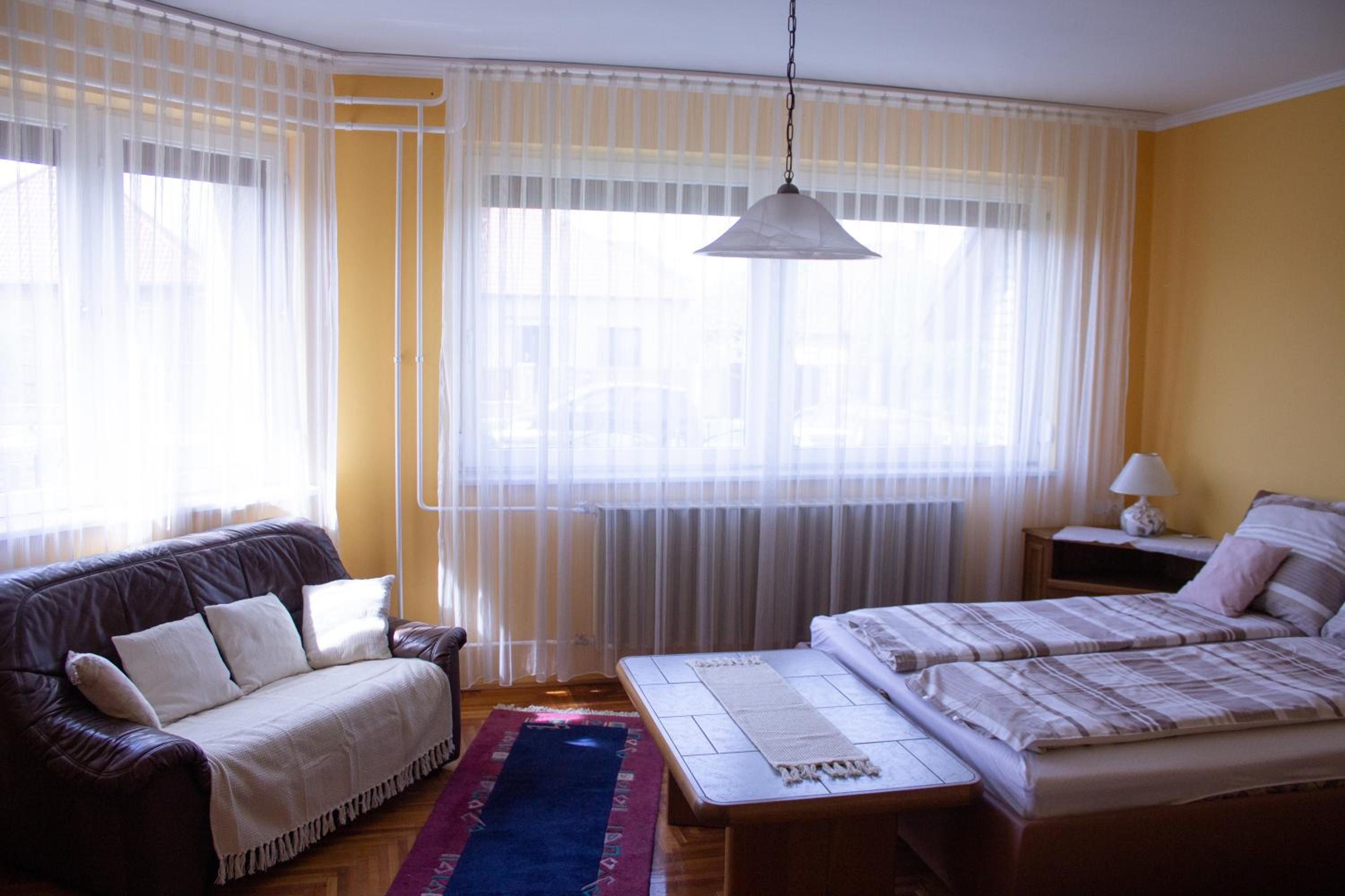 Sándor Apartman