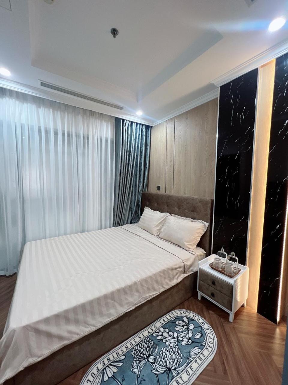LaLa Penthouse view 5