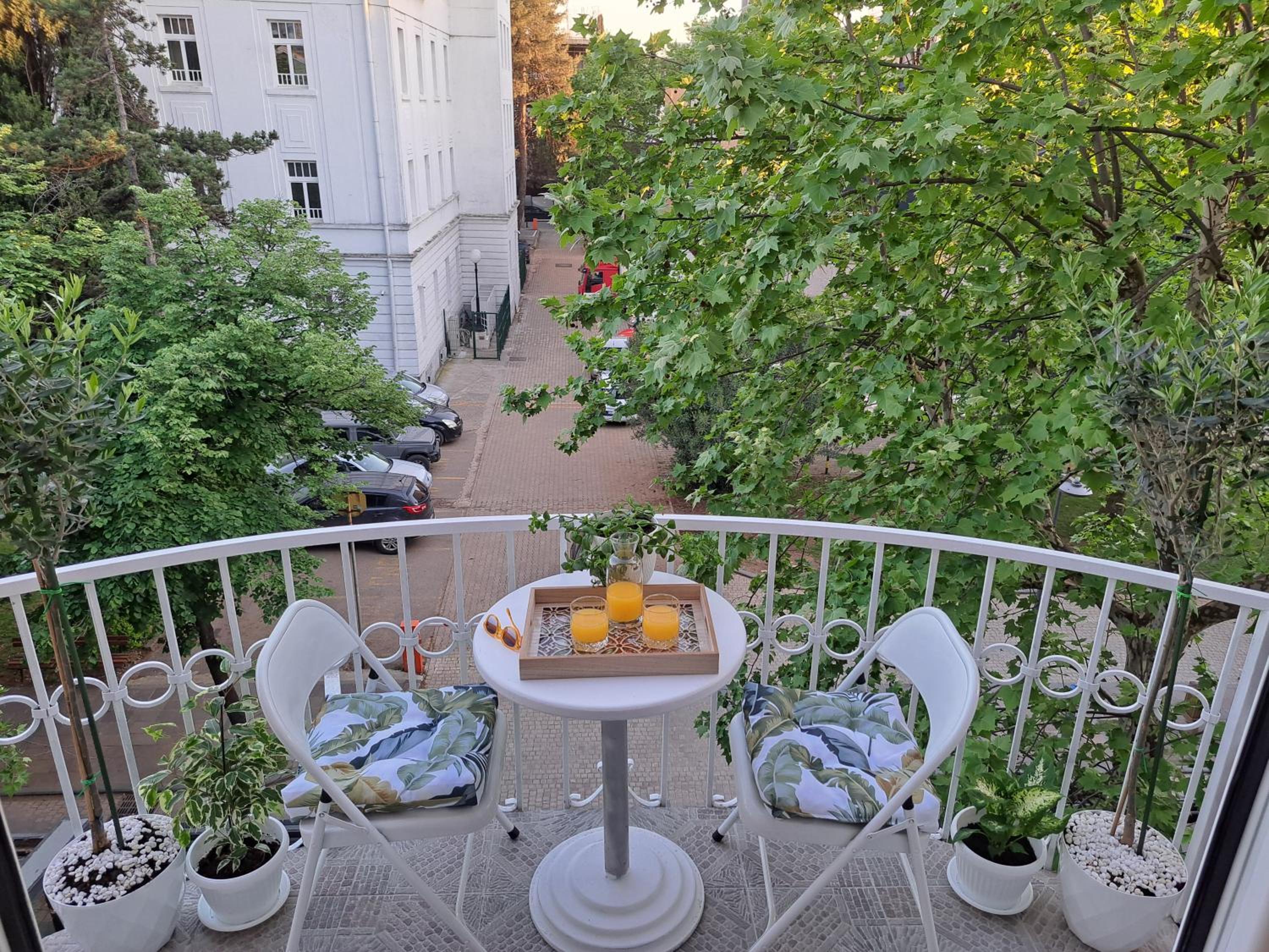 Gallery apartment
