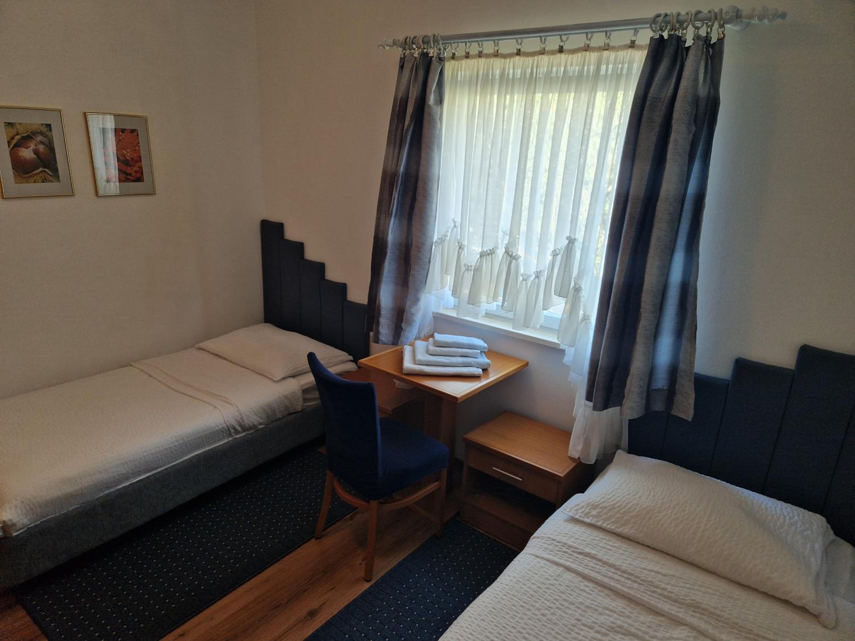 Photo 41