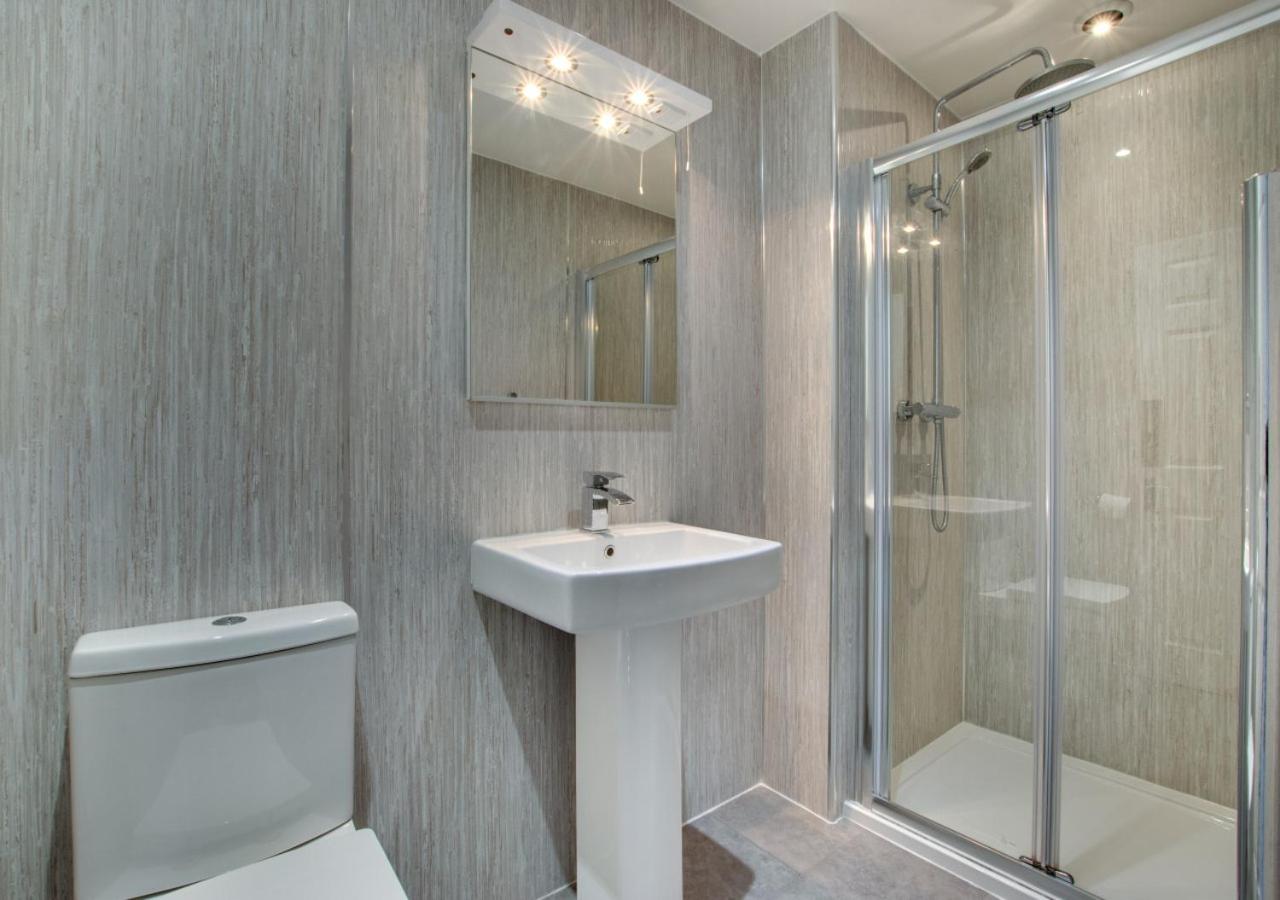 4 Bed in Padstow oc-p00011