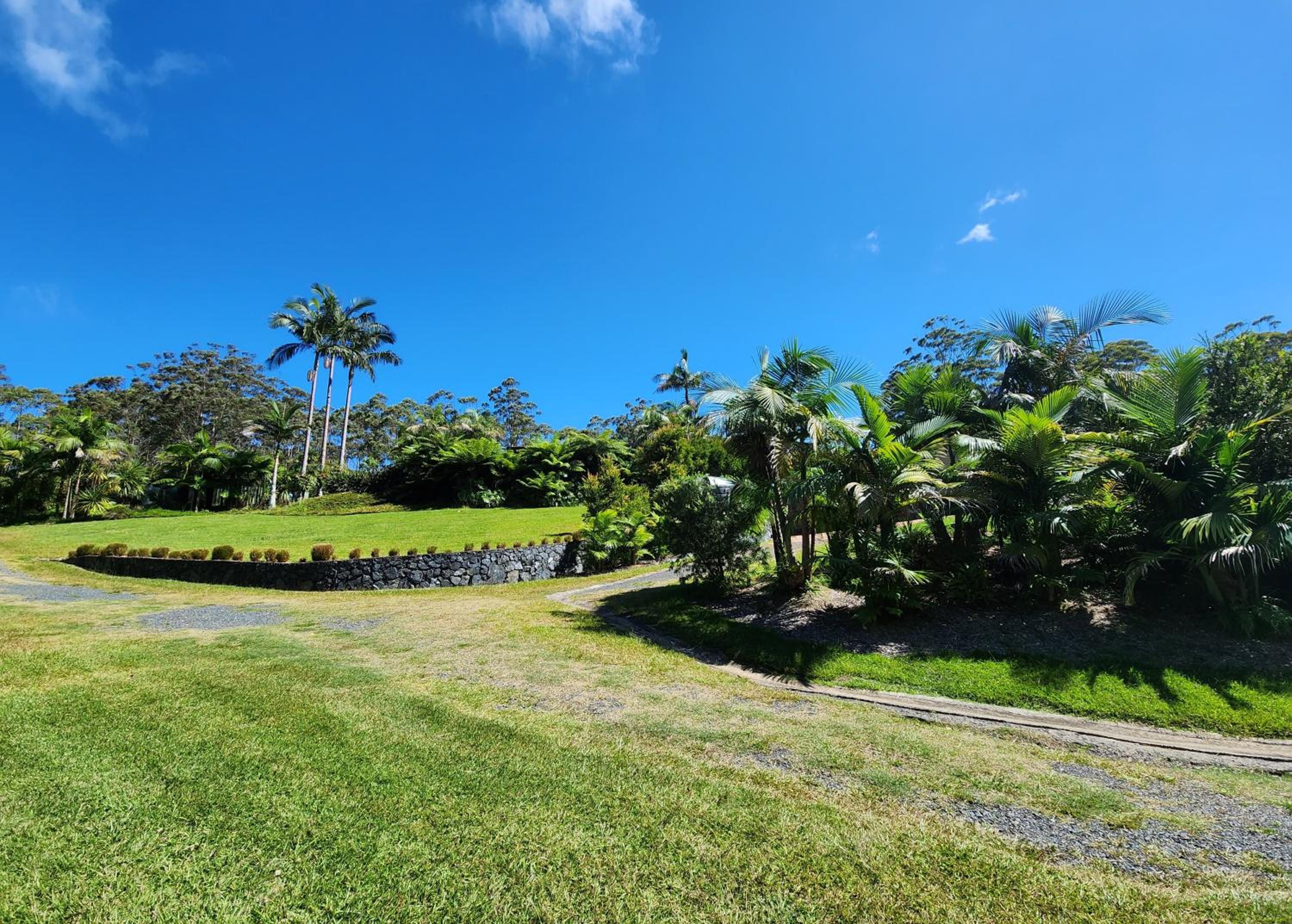 Coffs Coast Mountain Retreat Cabin 2