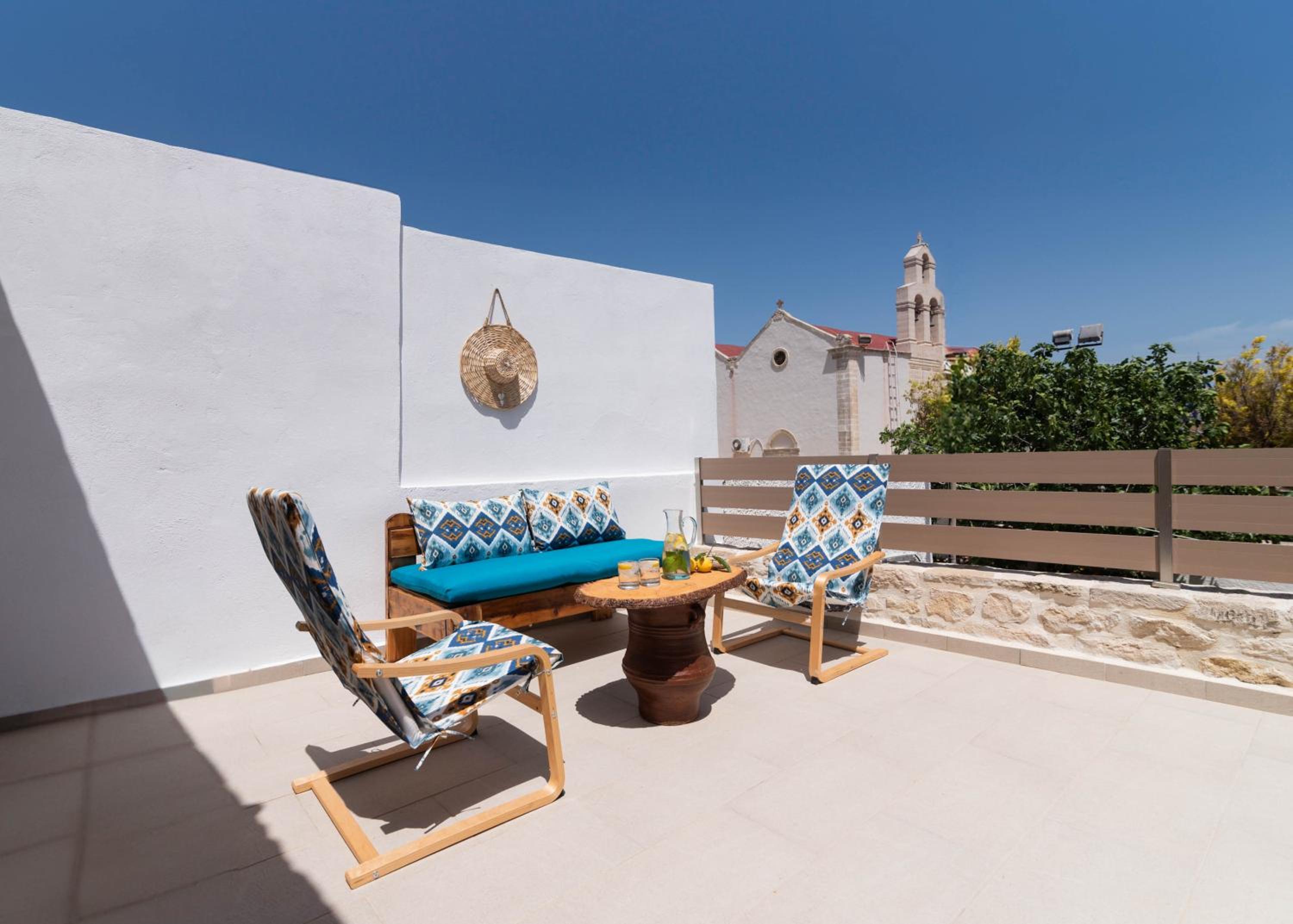 Faidra House